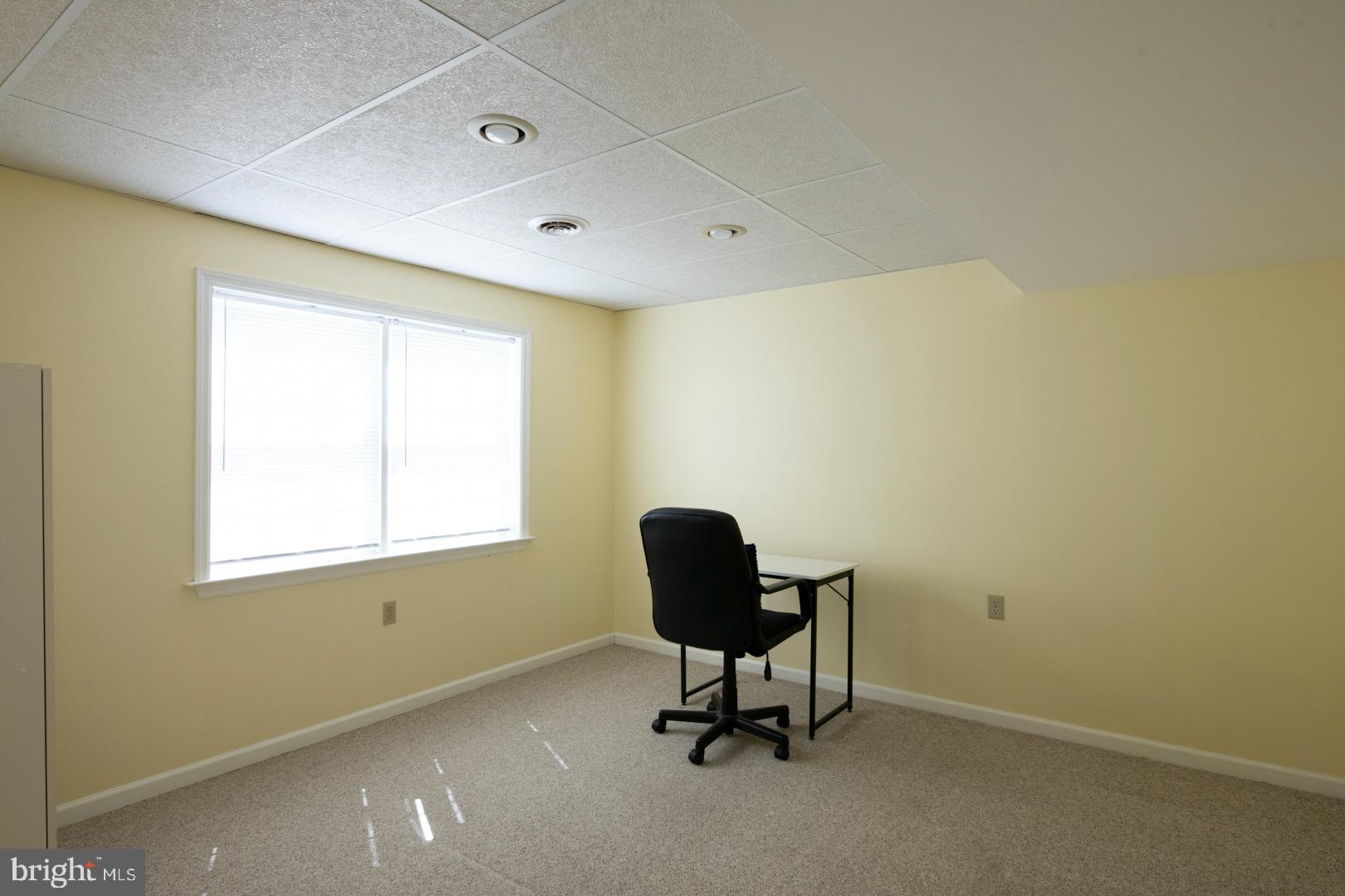 WOODS EDGE - Residential