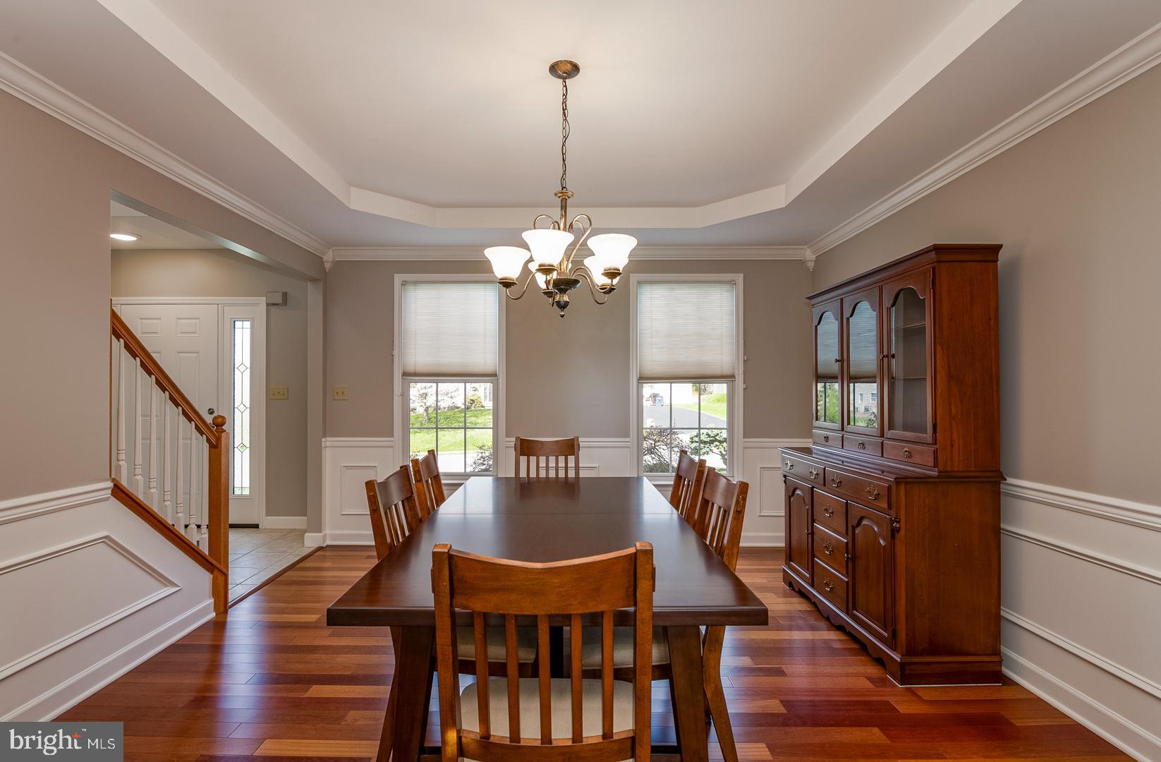 WOODS EDGE - Residential