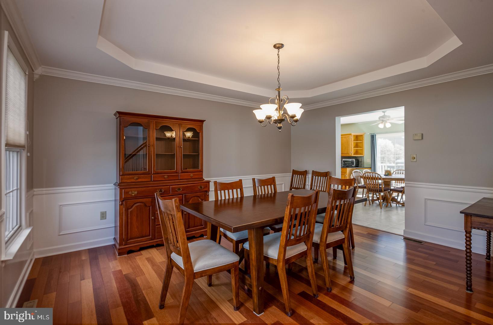 WOODS EDGE - Residential