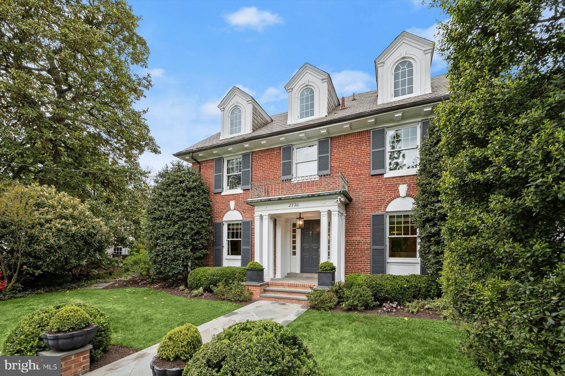 2720 35TH PLACE NW