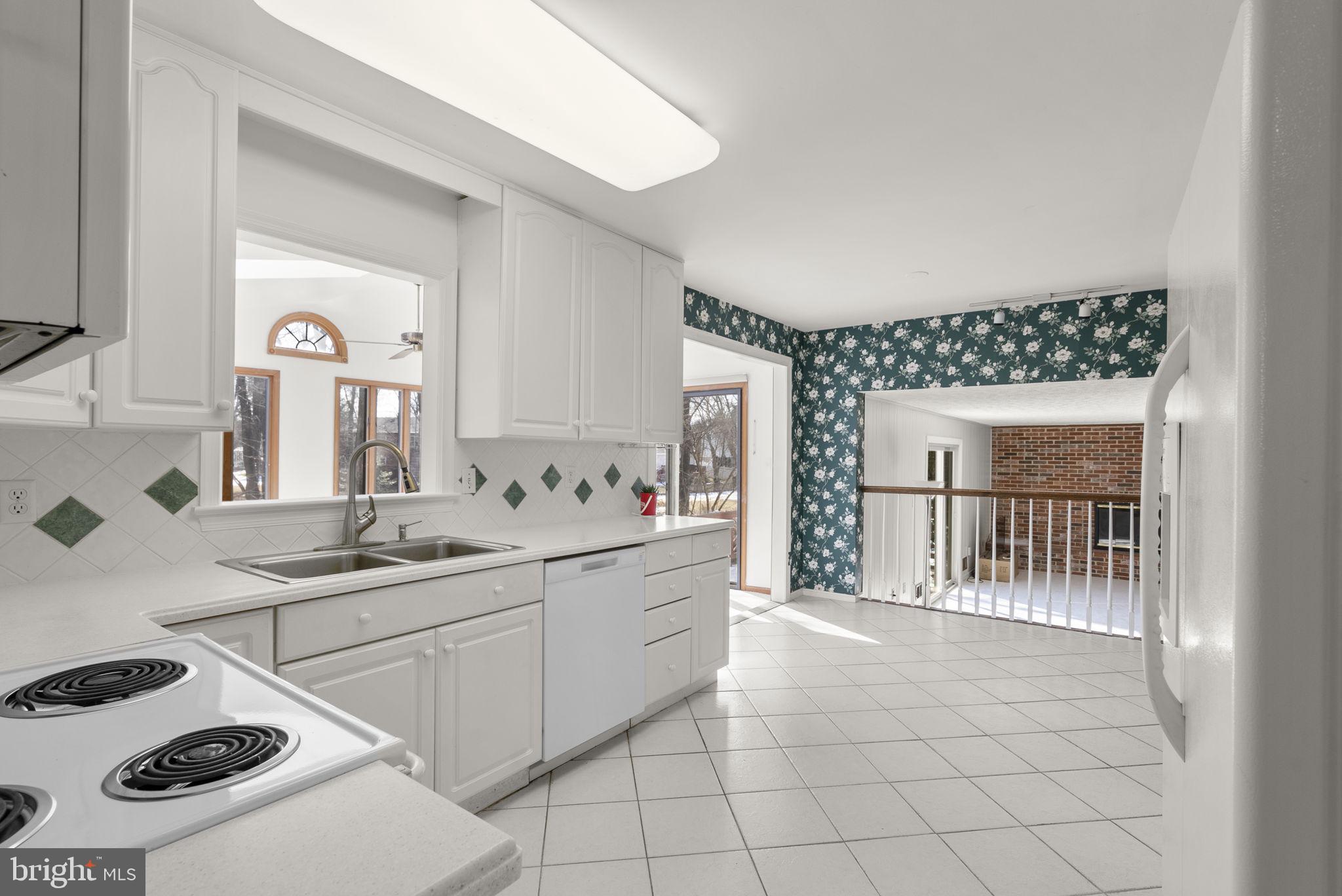 BRIARS ACRES - Residential