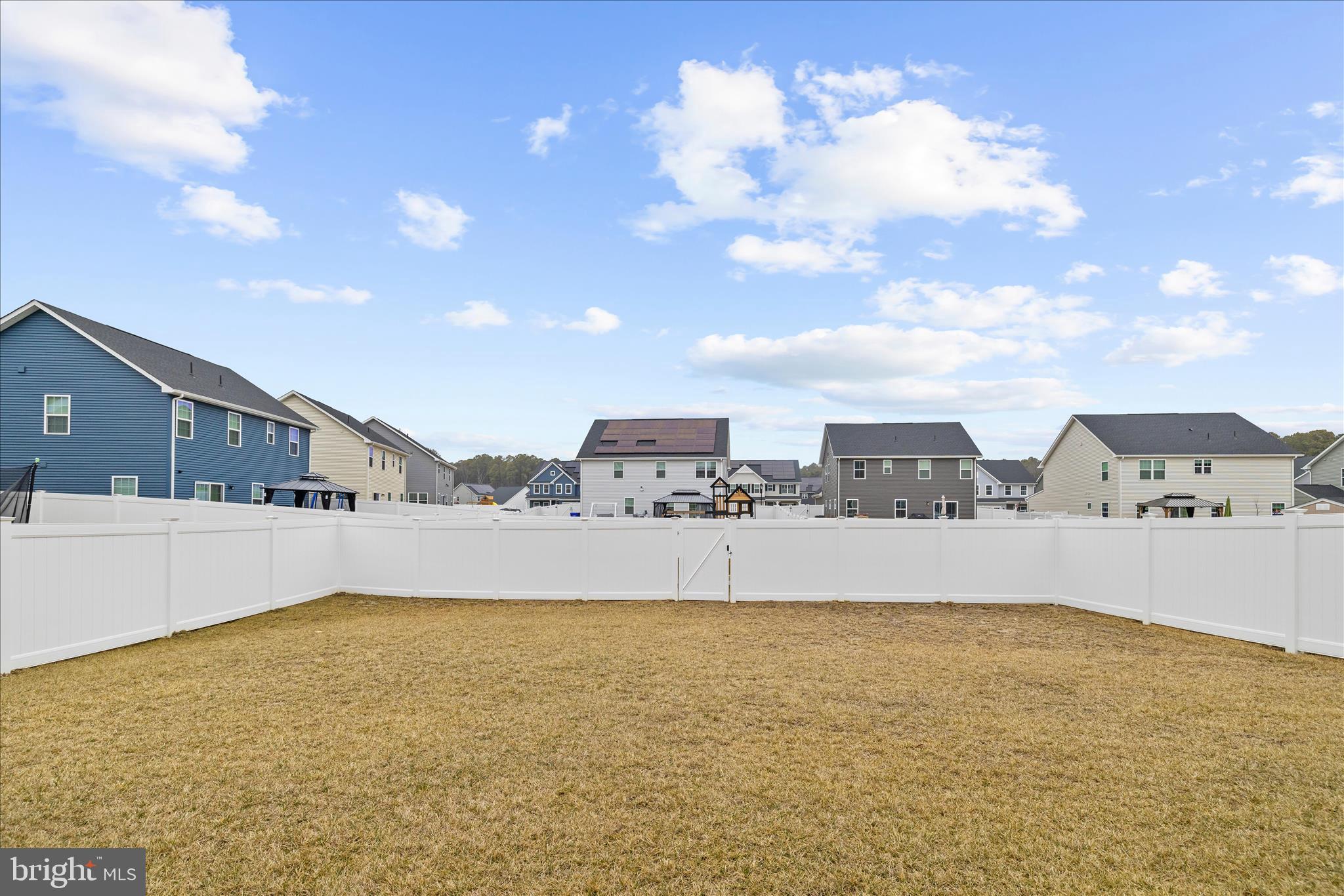 PERRY'S RETREAT - Residential