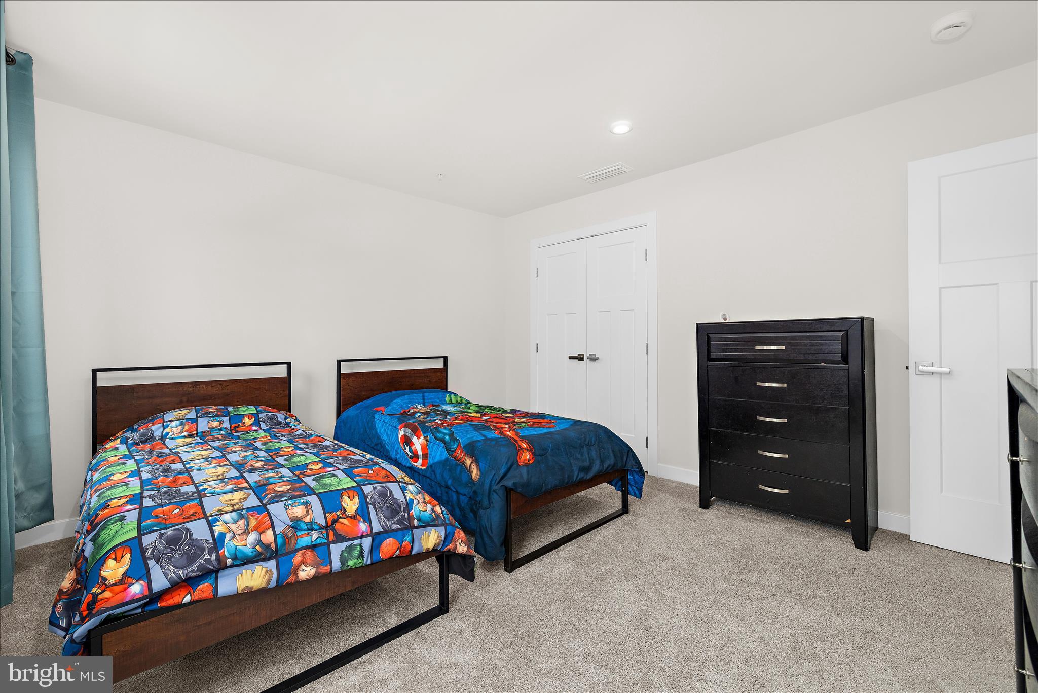 PERRY'S RETREAT - Residential