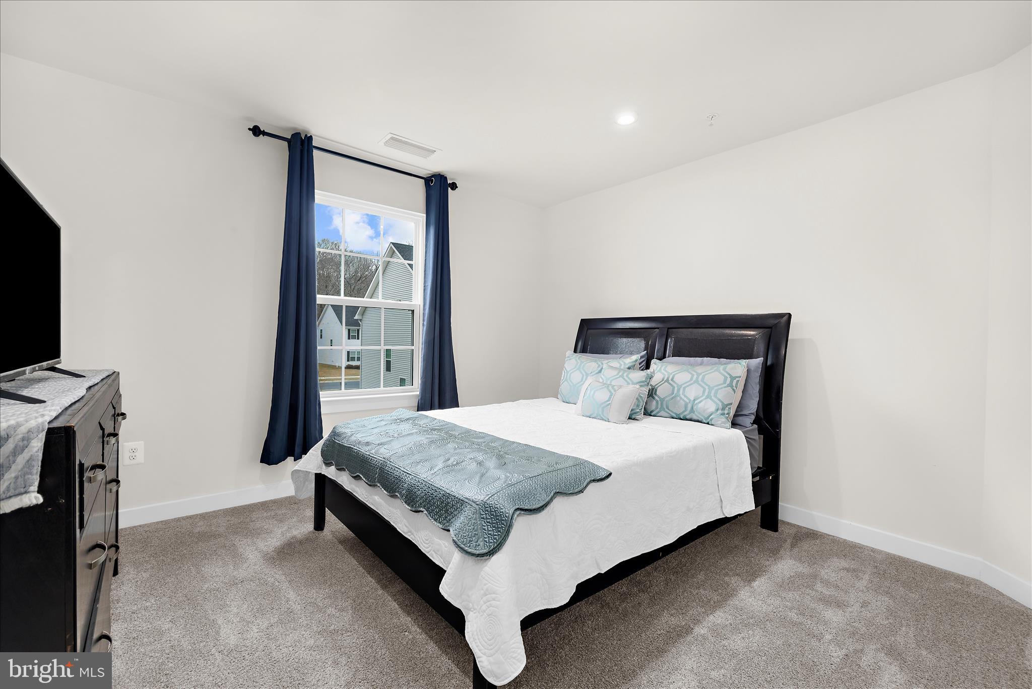 PERRY'S RETREAT - Residential