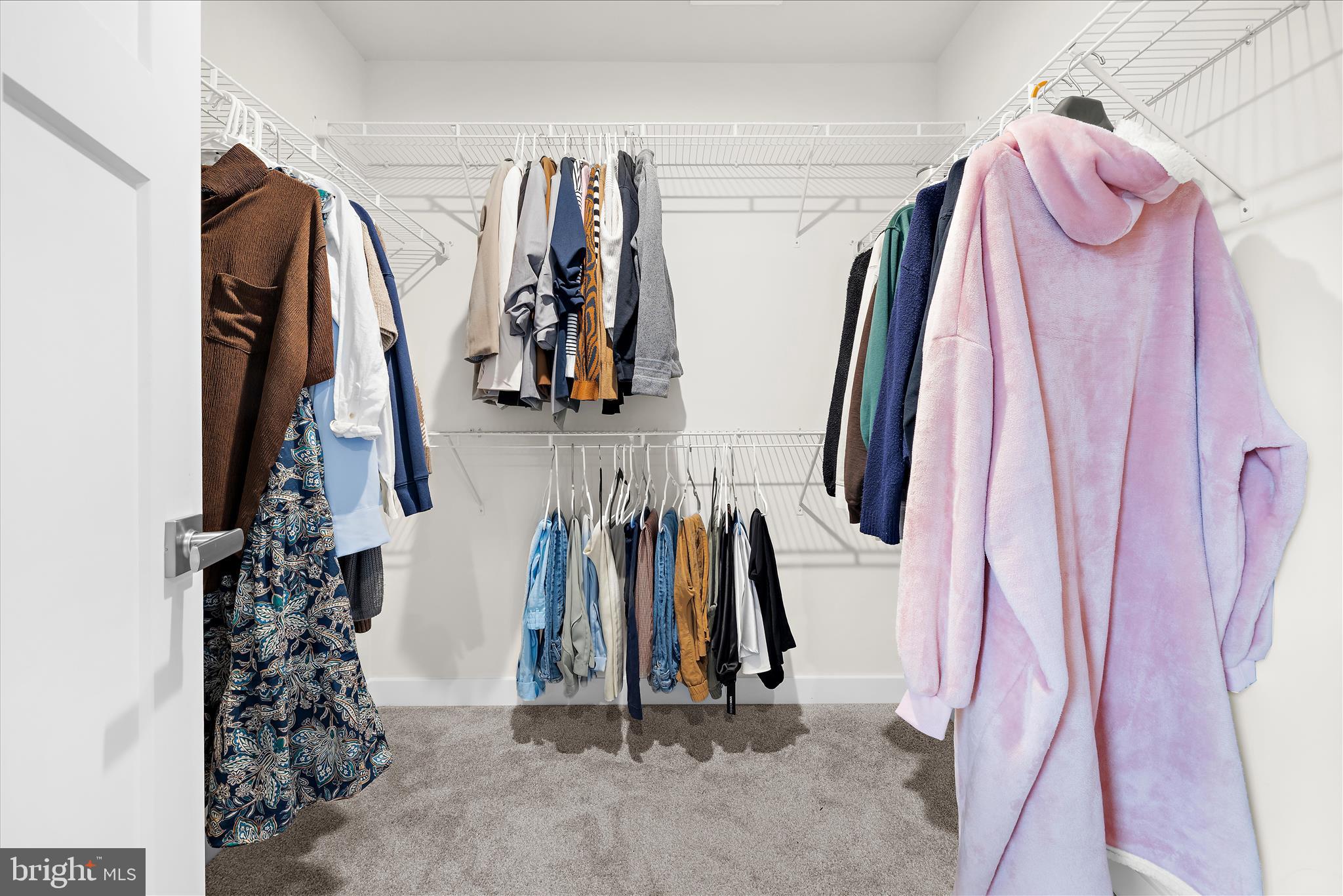 PERRY'S RETREAT - Residential