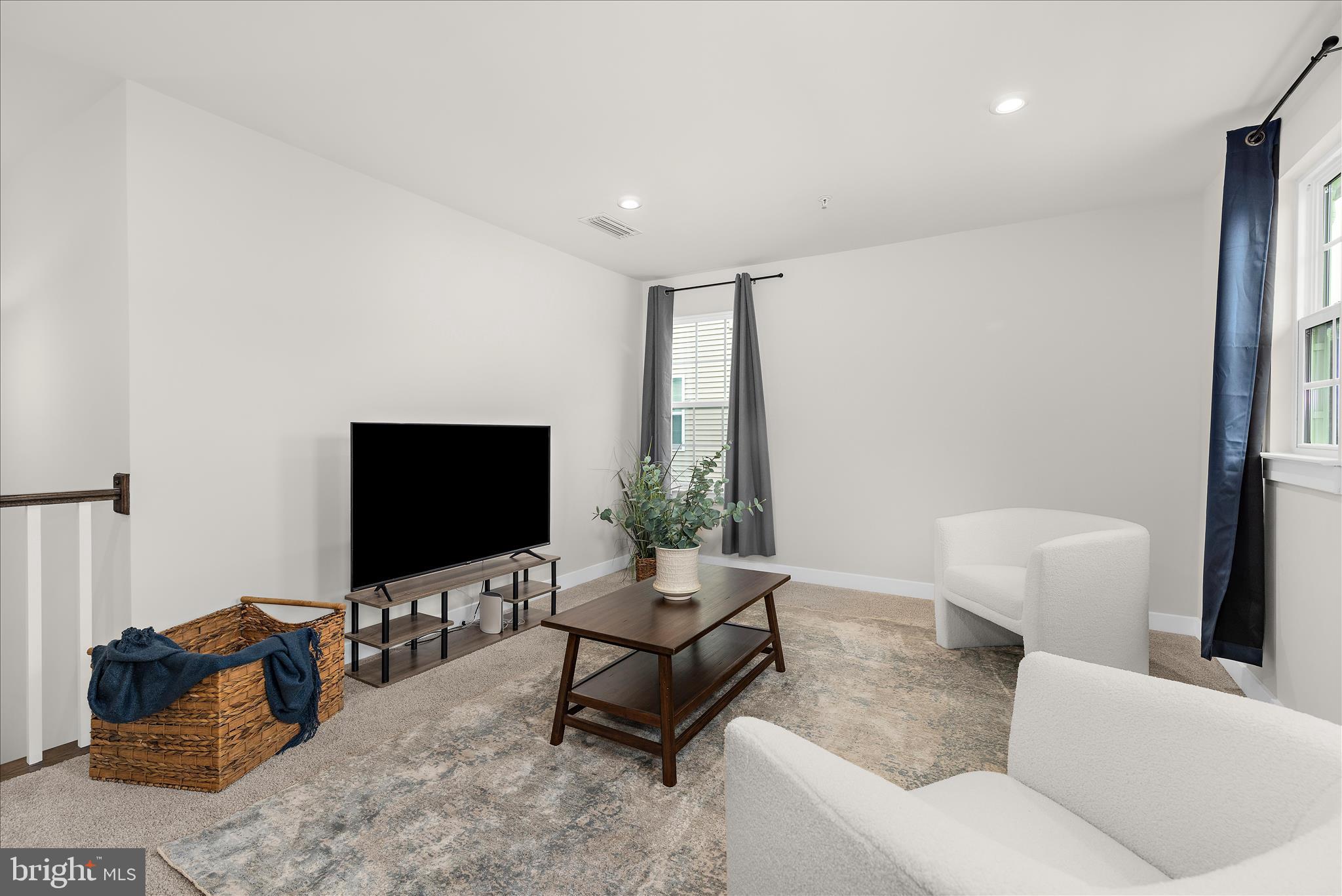 PERRY'S RETREAT - Residential