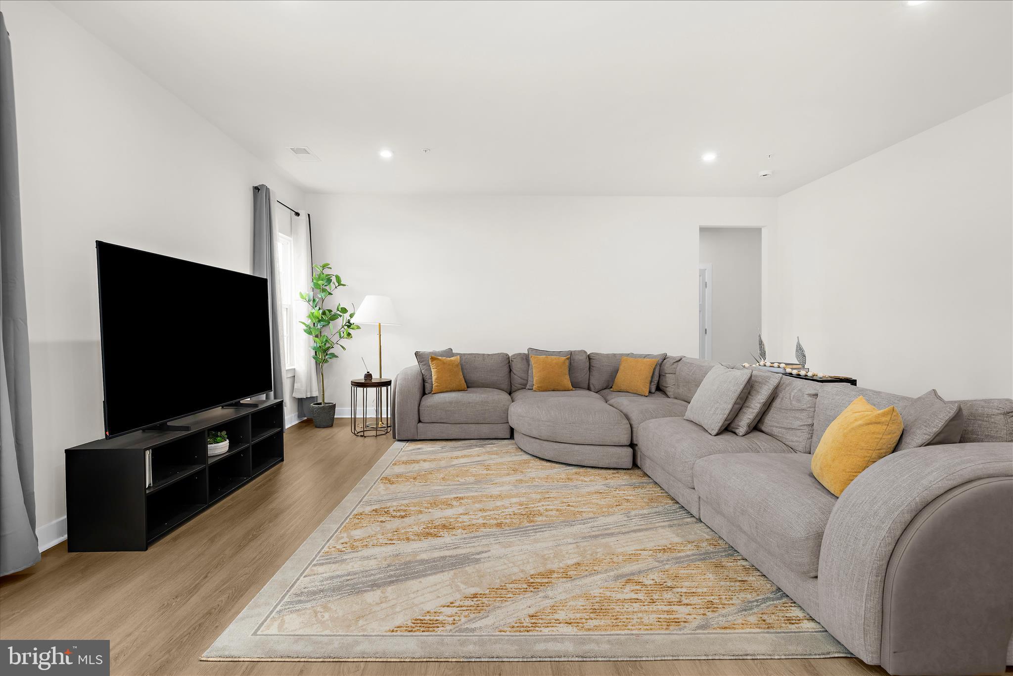 PERRY'S RETREAT - Residential