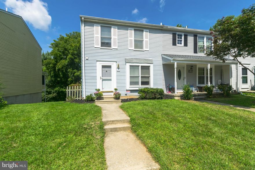 True sense of community in this 3 level End of Group townhome. Freshly painted, new wood laminate floors, & new carpet! Light filled eat-in kitchen w/pass thru window opening to dining/living room, sliding glass doors opens to large deck and private yard . Finished lower level living space with walk out to back yard w/shed.Wonderful starter home with easy access to major highways and Shopping!