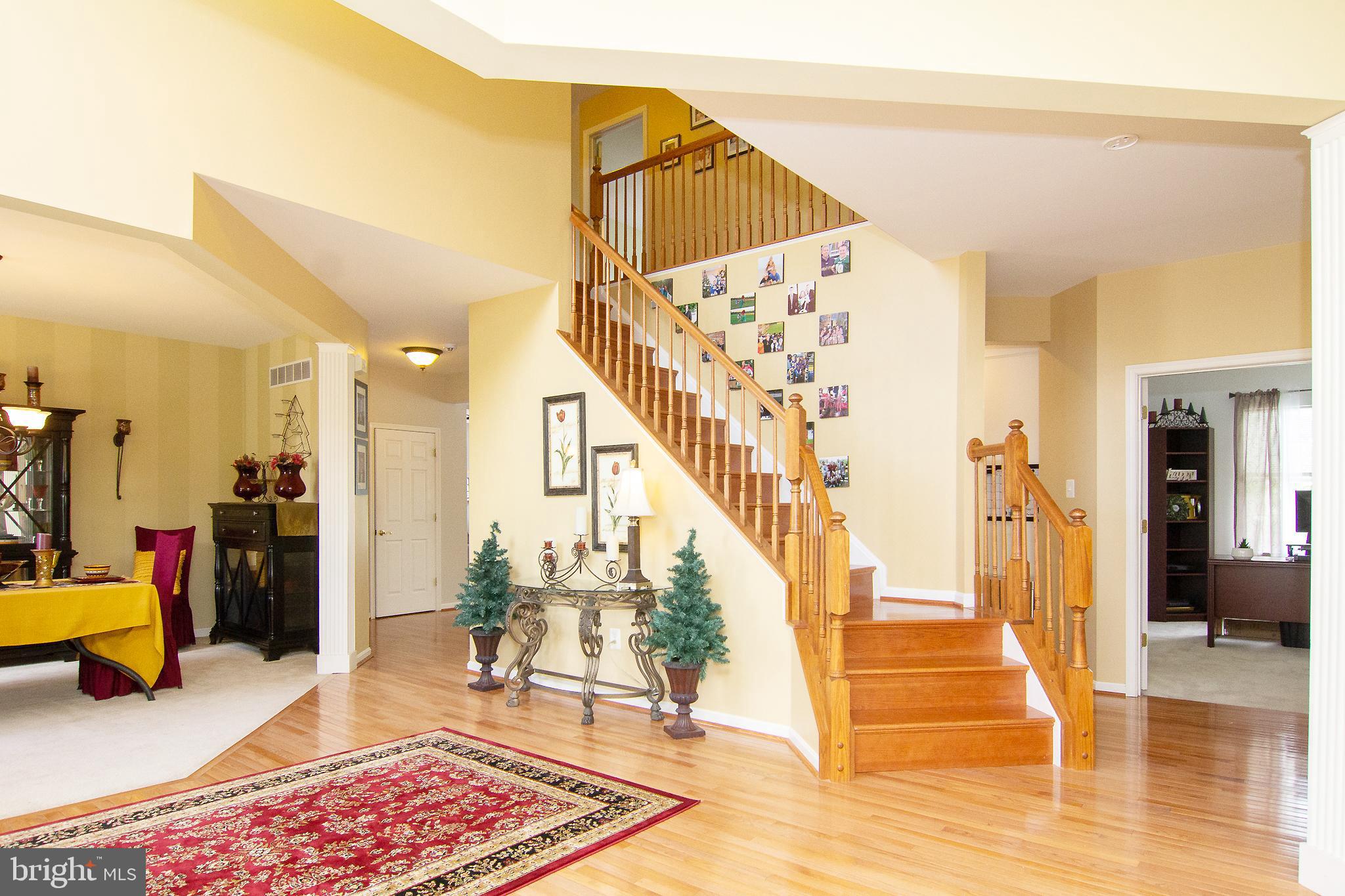 WOODSYDE ESTATES - Residential