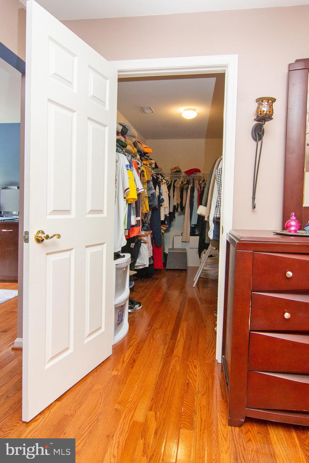 WOODSYDE ESTATES - Residential