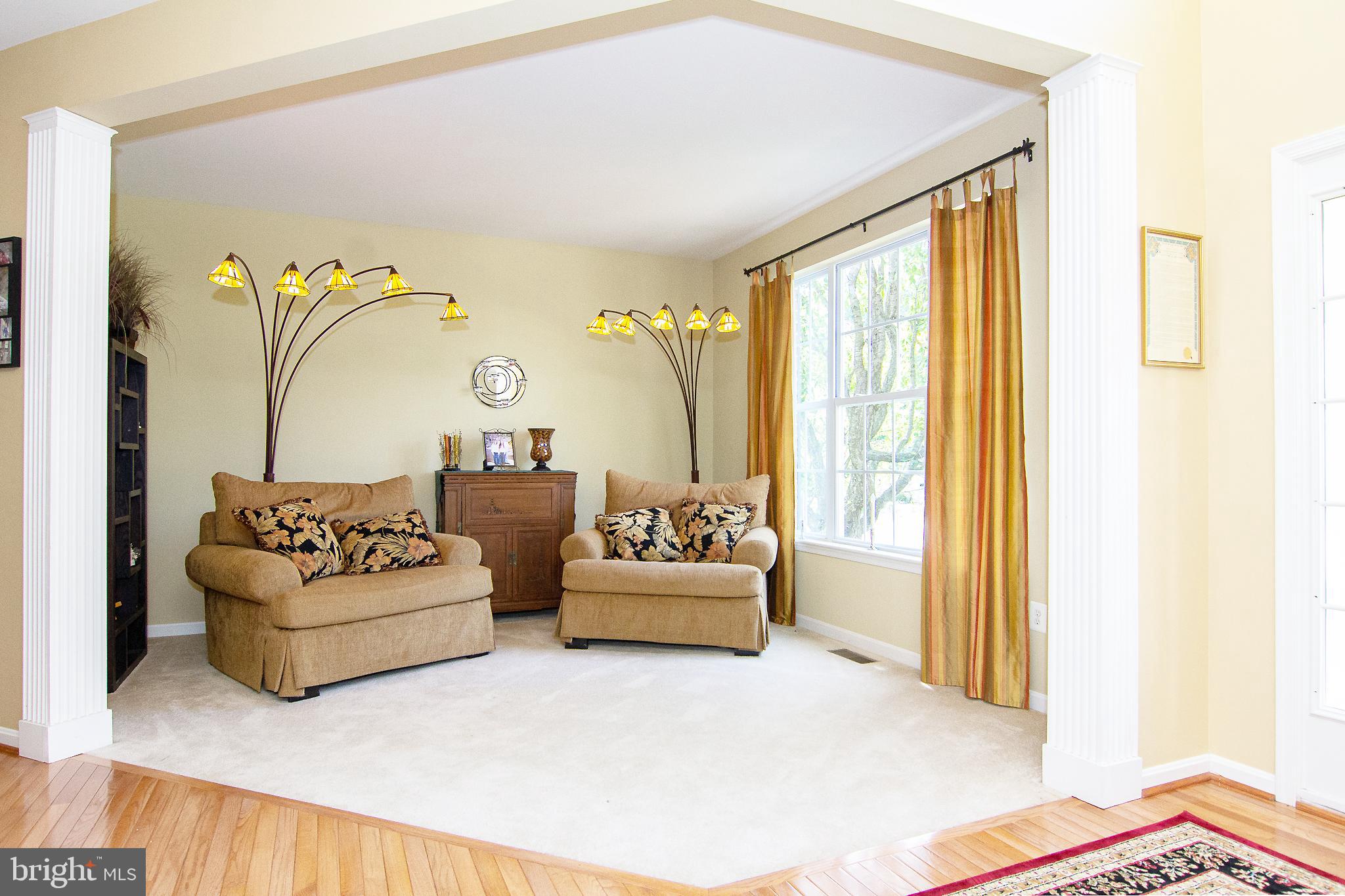 WOODSYDE ESTATES - Residential