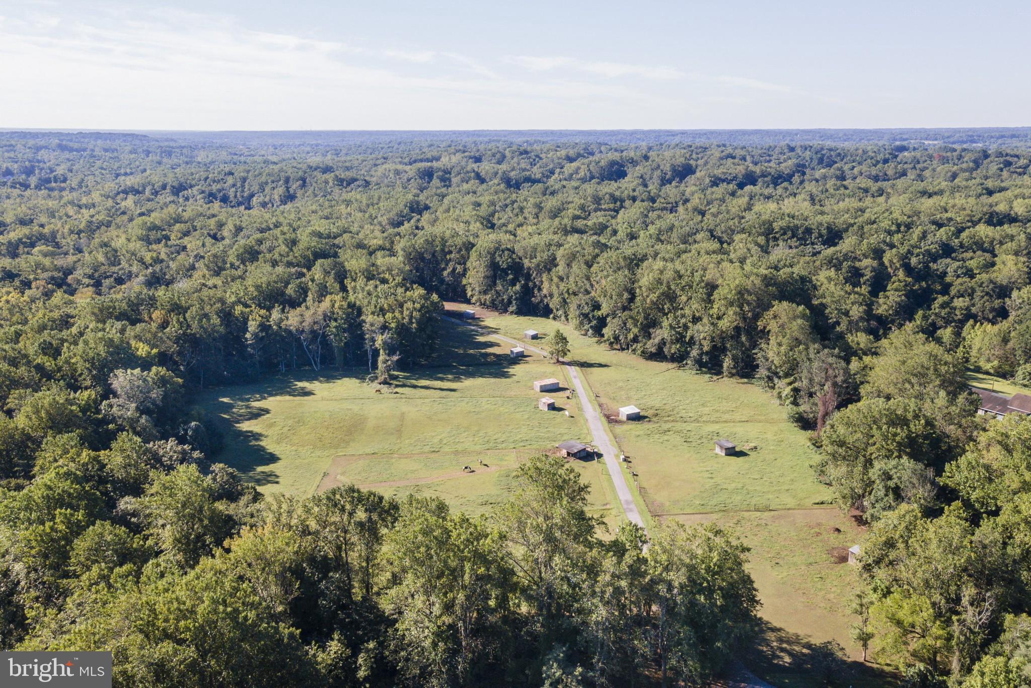 MARLBORO MANOR - Farm