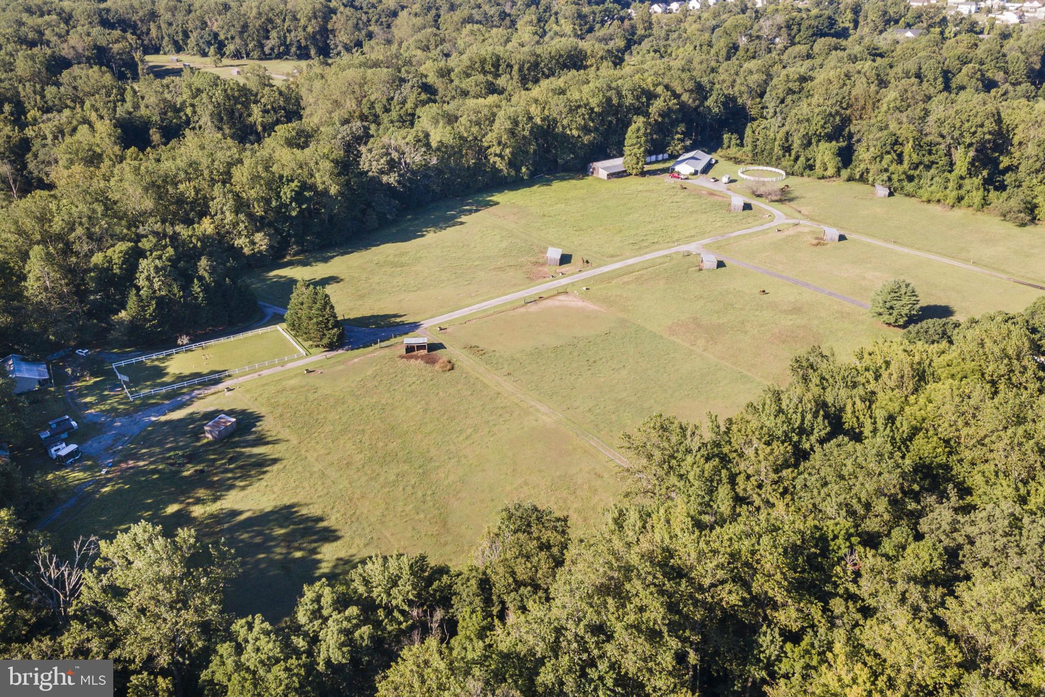 MARLBORO MANOR - Farm