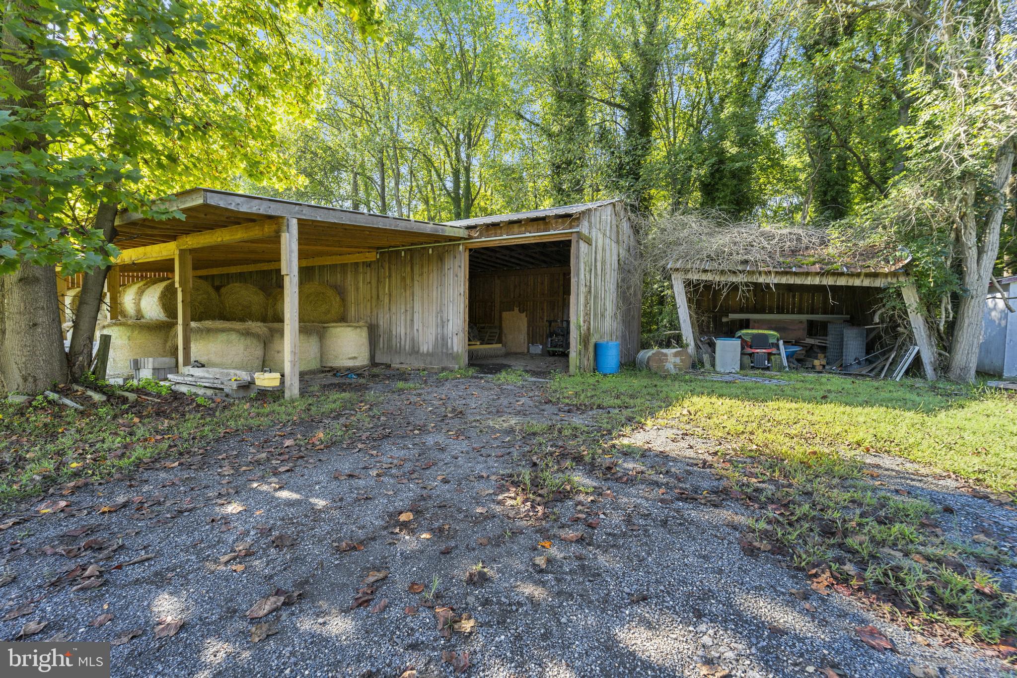 MARLBORO MANOR - Farm