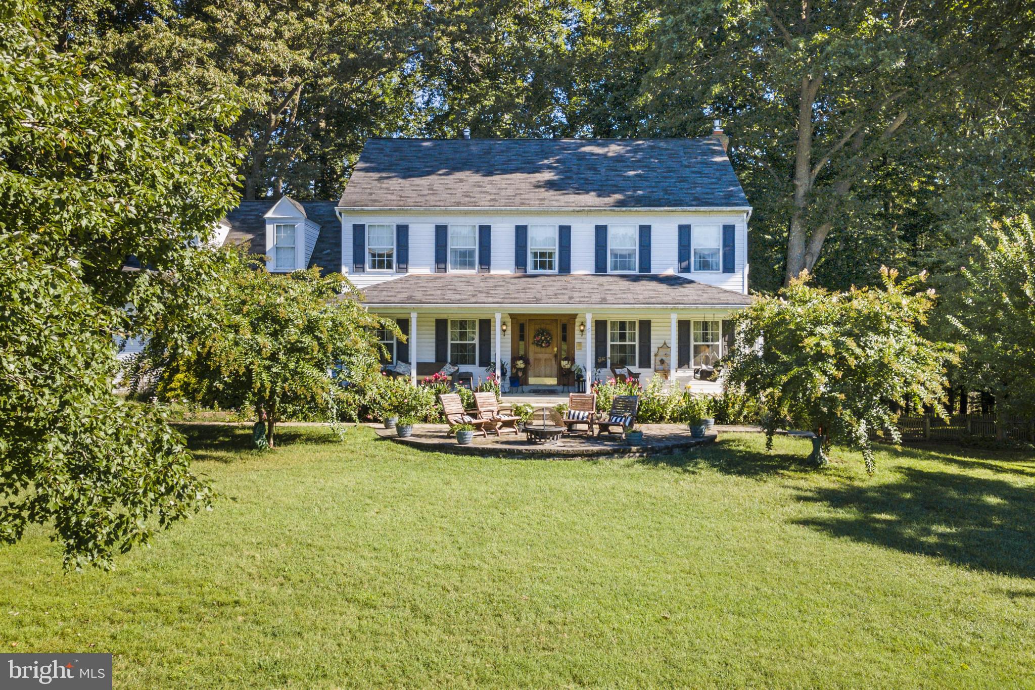 MARLBORO MANOR - Farm