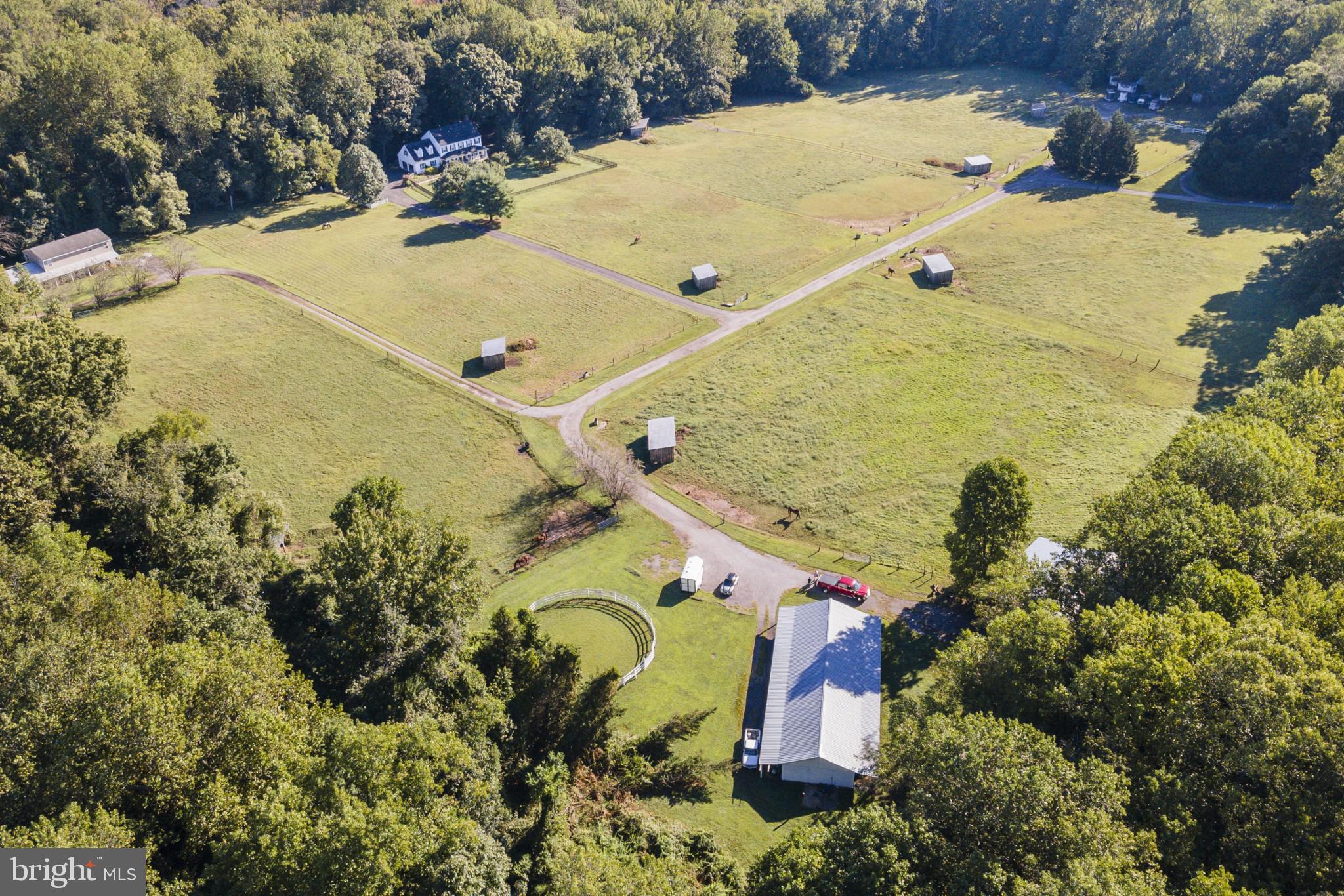 MARLBORO MANOR - Farm