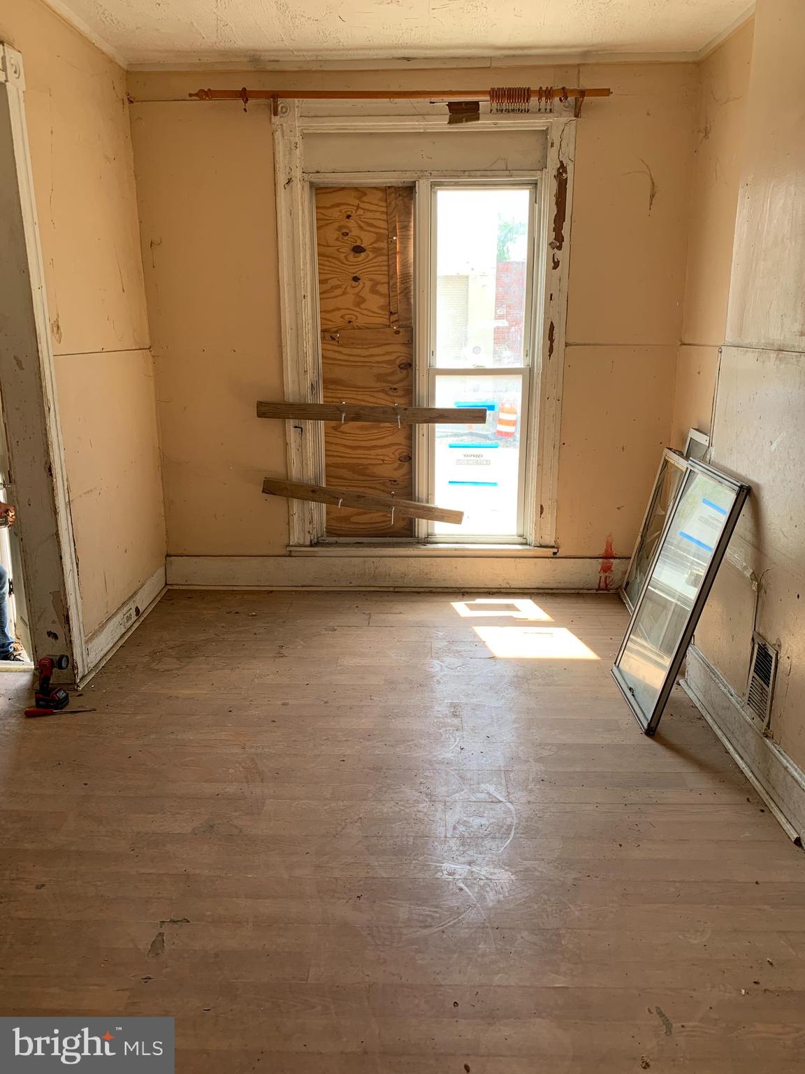 WEST BALTIMORE - Residential