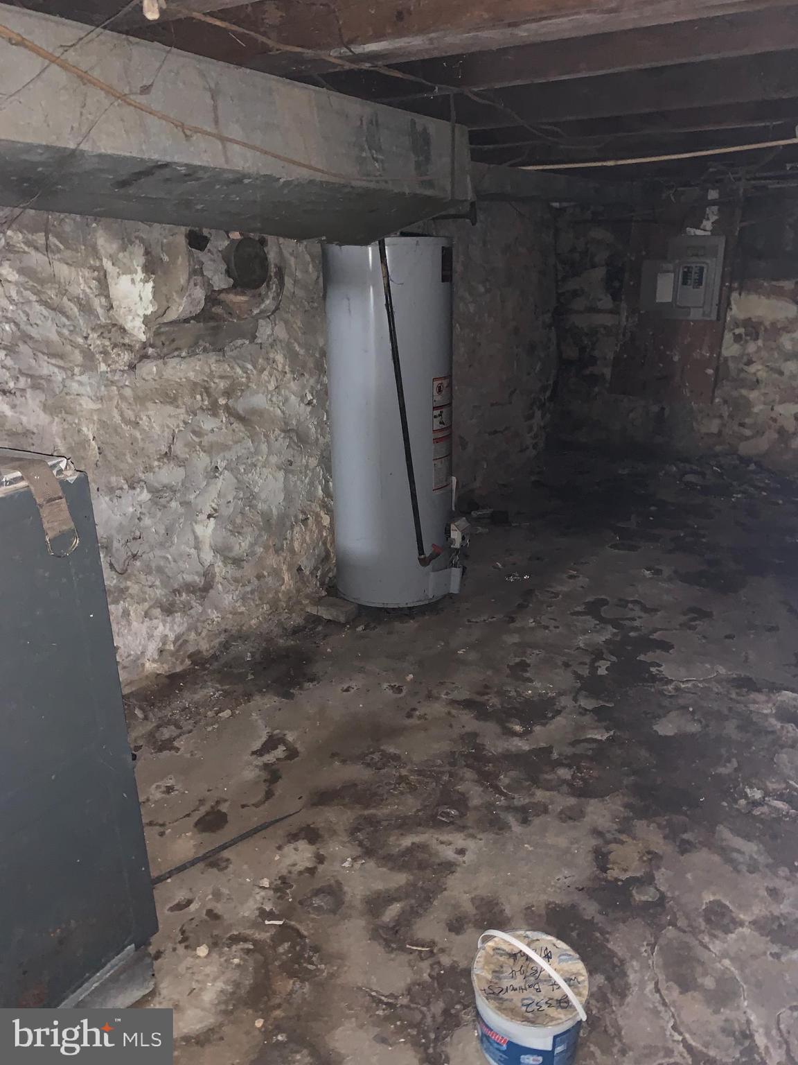 WEST BALTIMORE - Residential