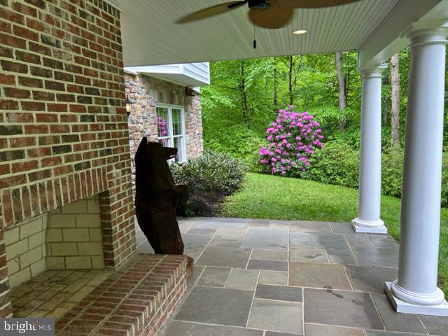 STONECREST - Residential