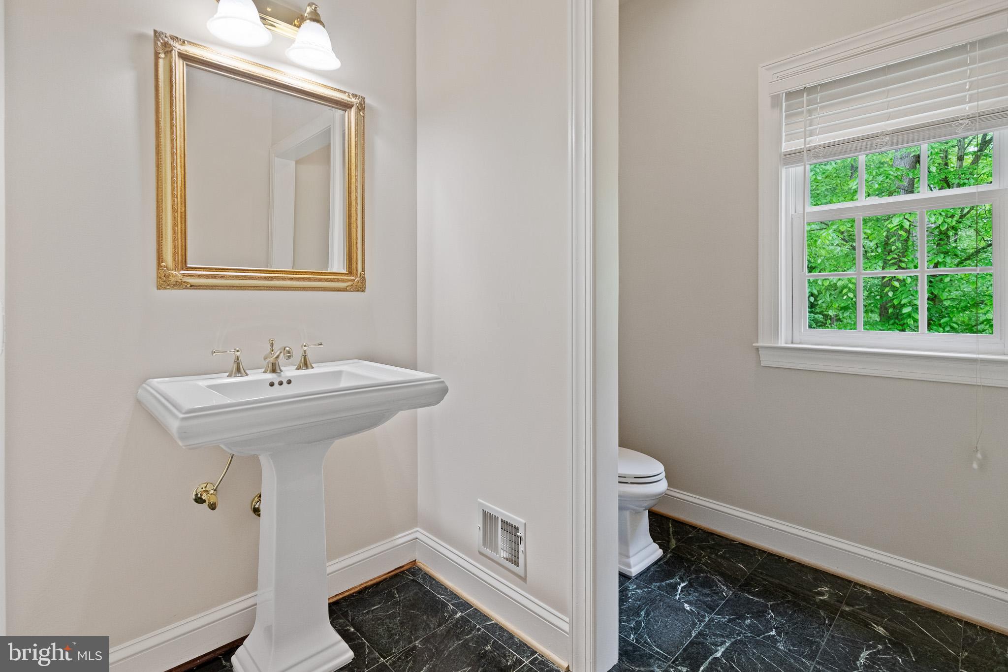 STONECREST - Residential