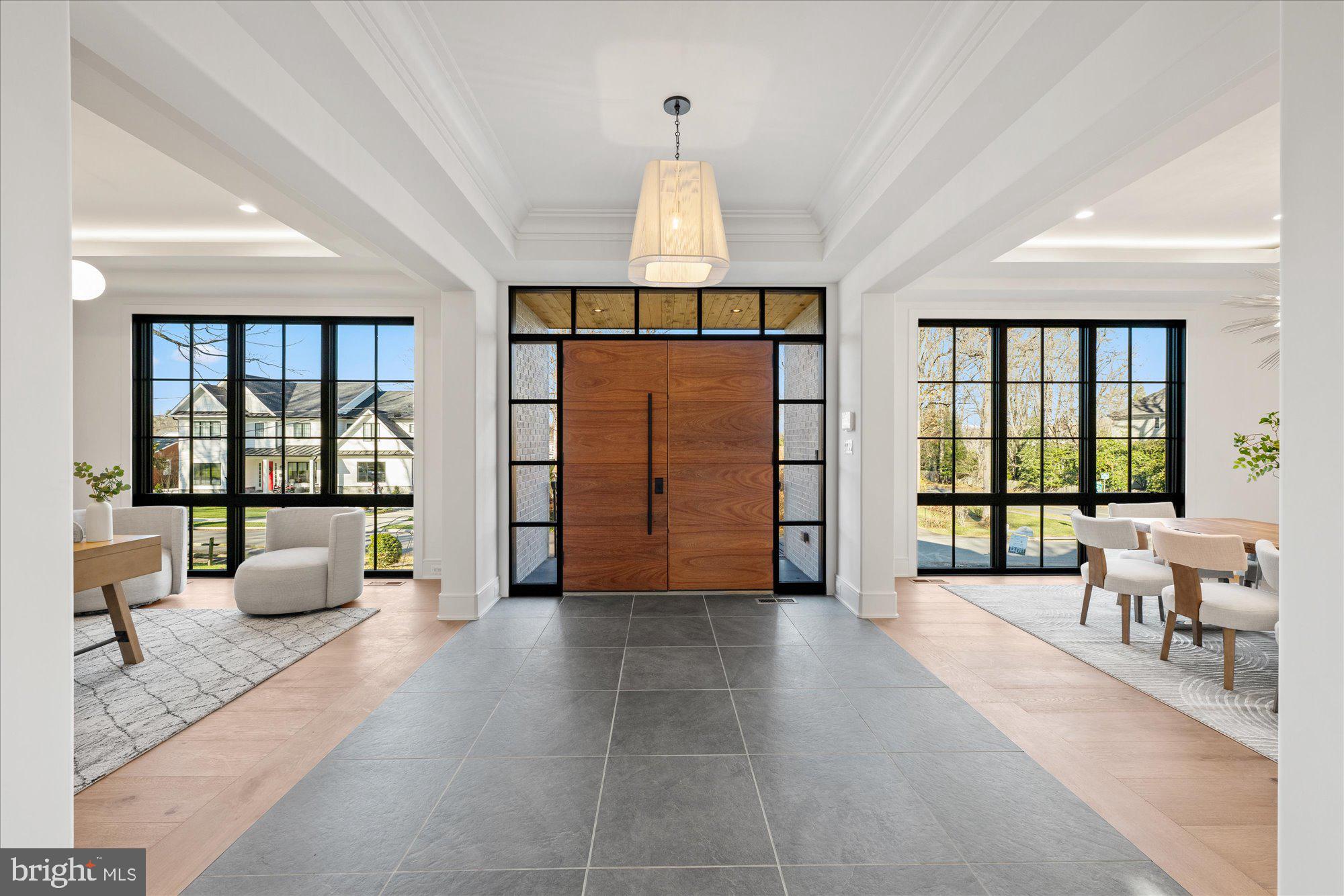 MURMURING PINES - Residential