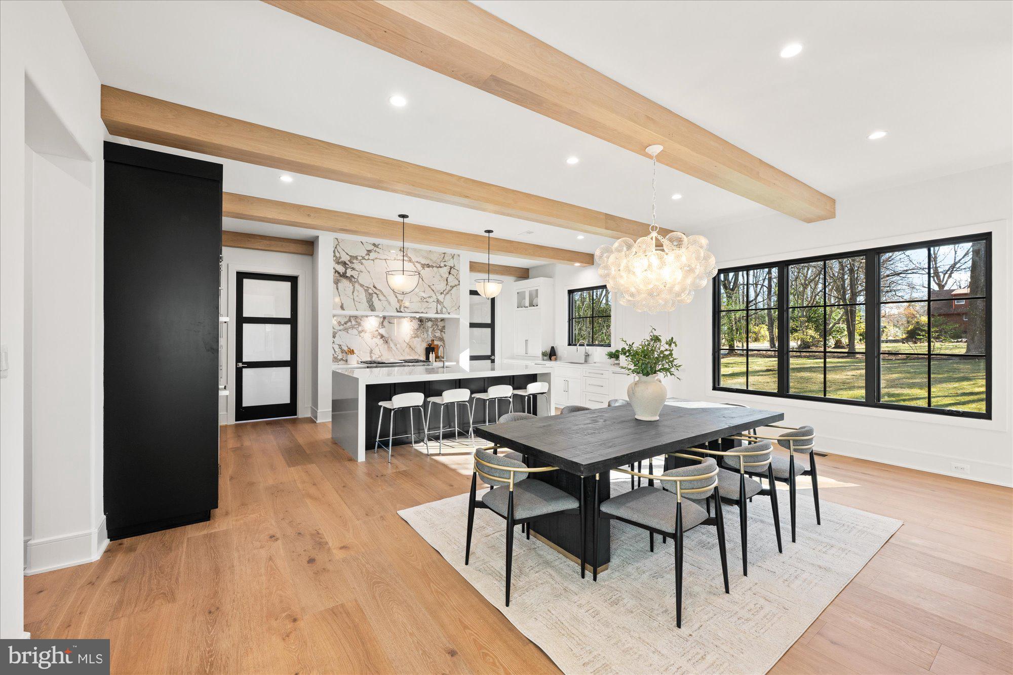 MURMURING PINES - Residential