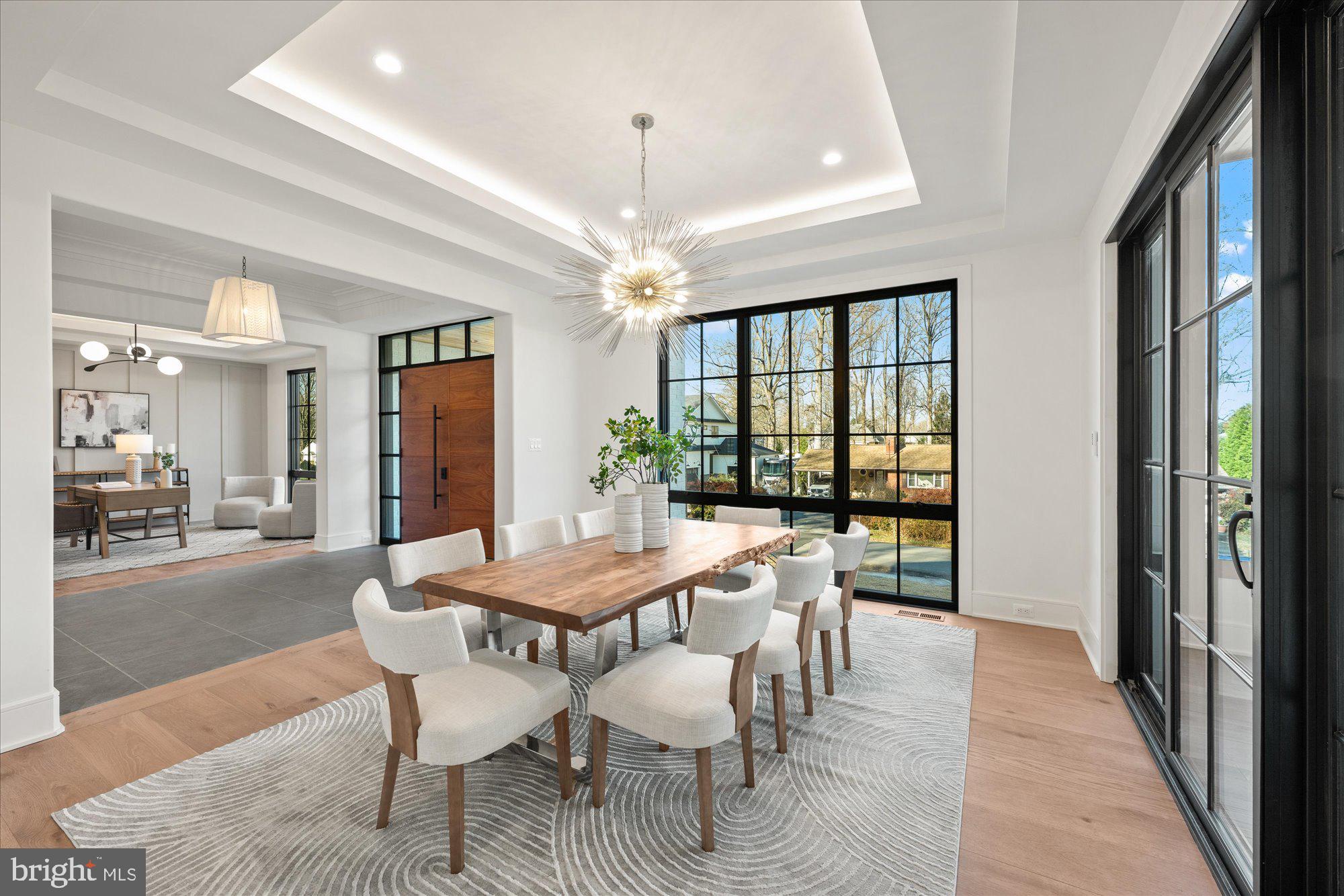 MURMURING PINES - Residential