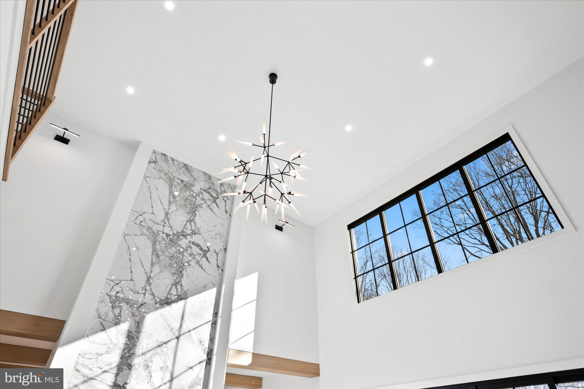 MURMURING PINES - Residential