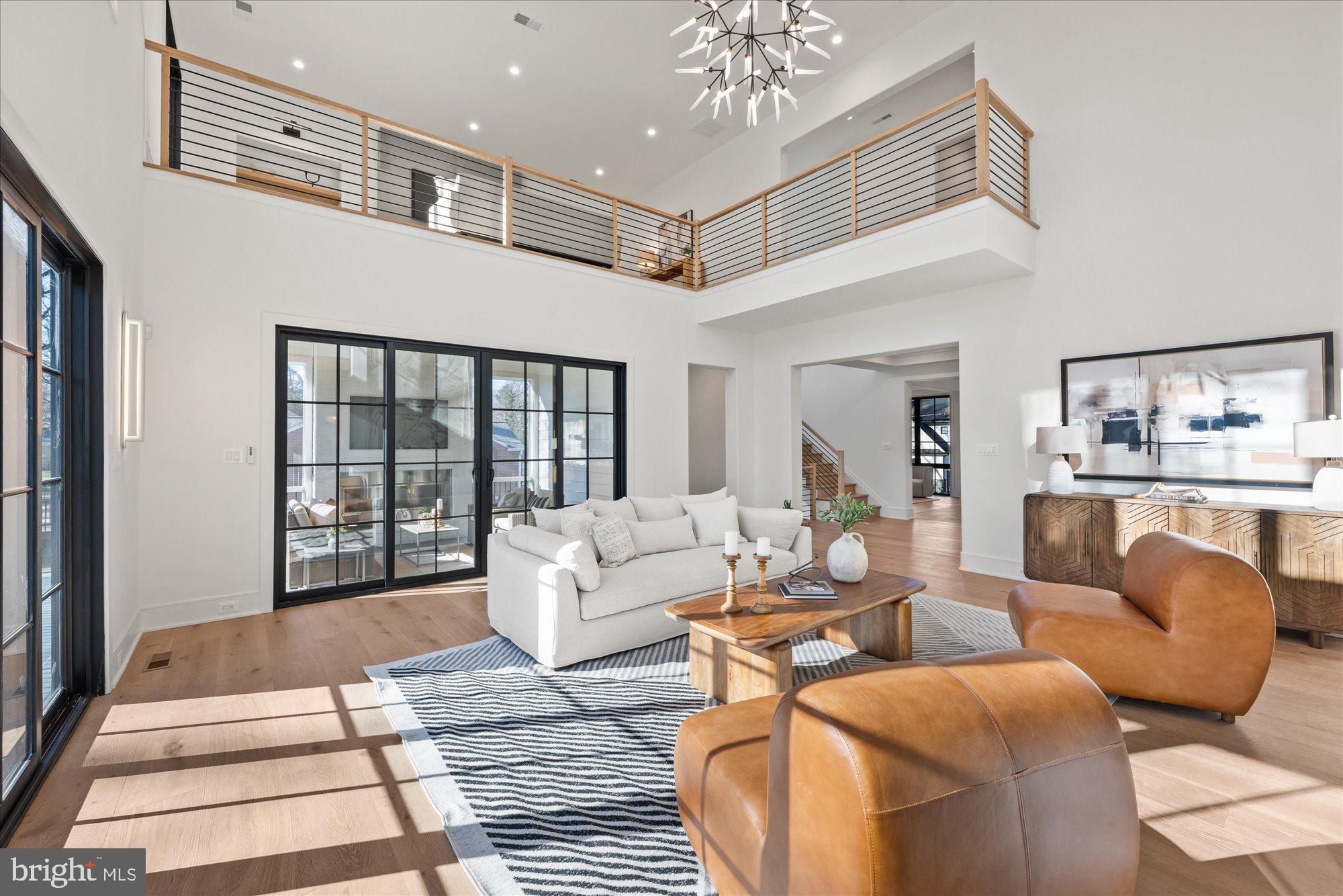 MURMURING PINES - Residential