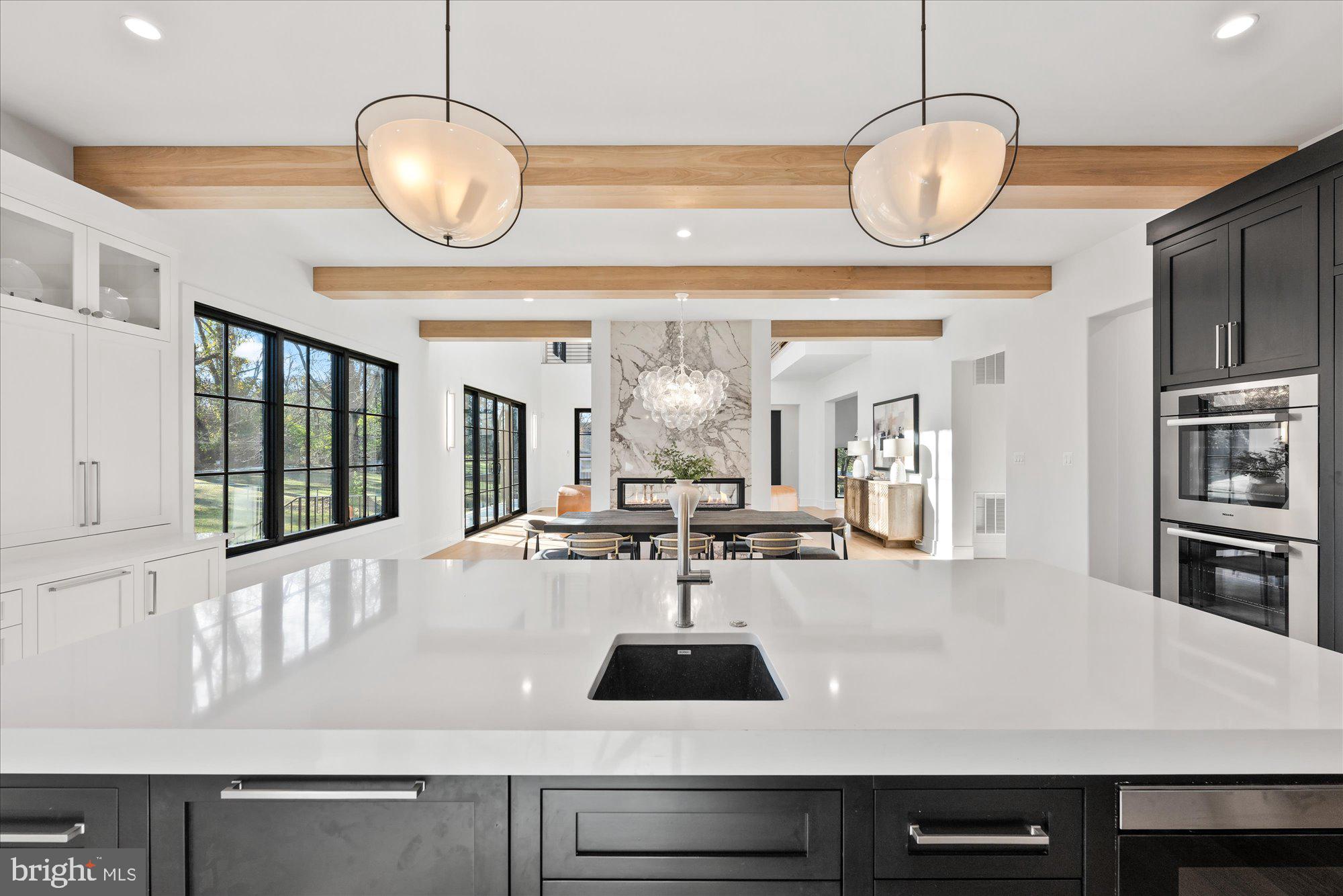 MURMURING PINES - Residential