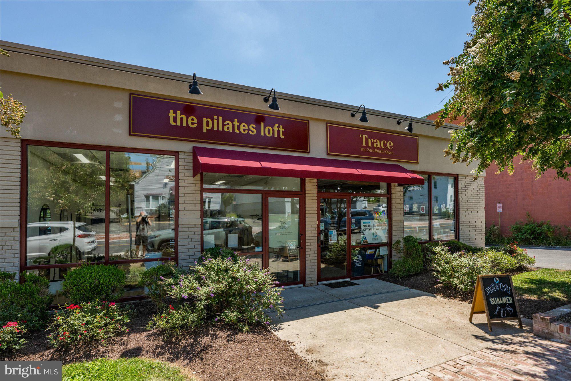 MURMURING PINES - Residential