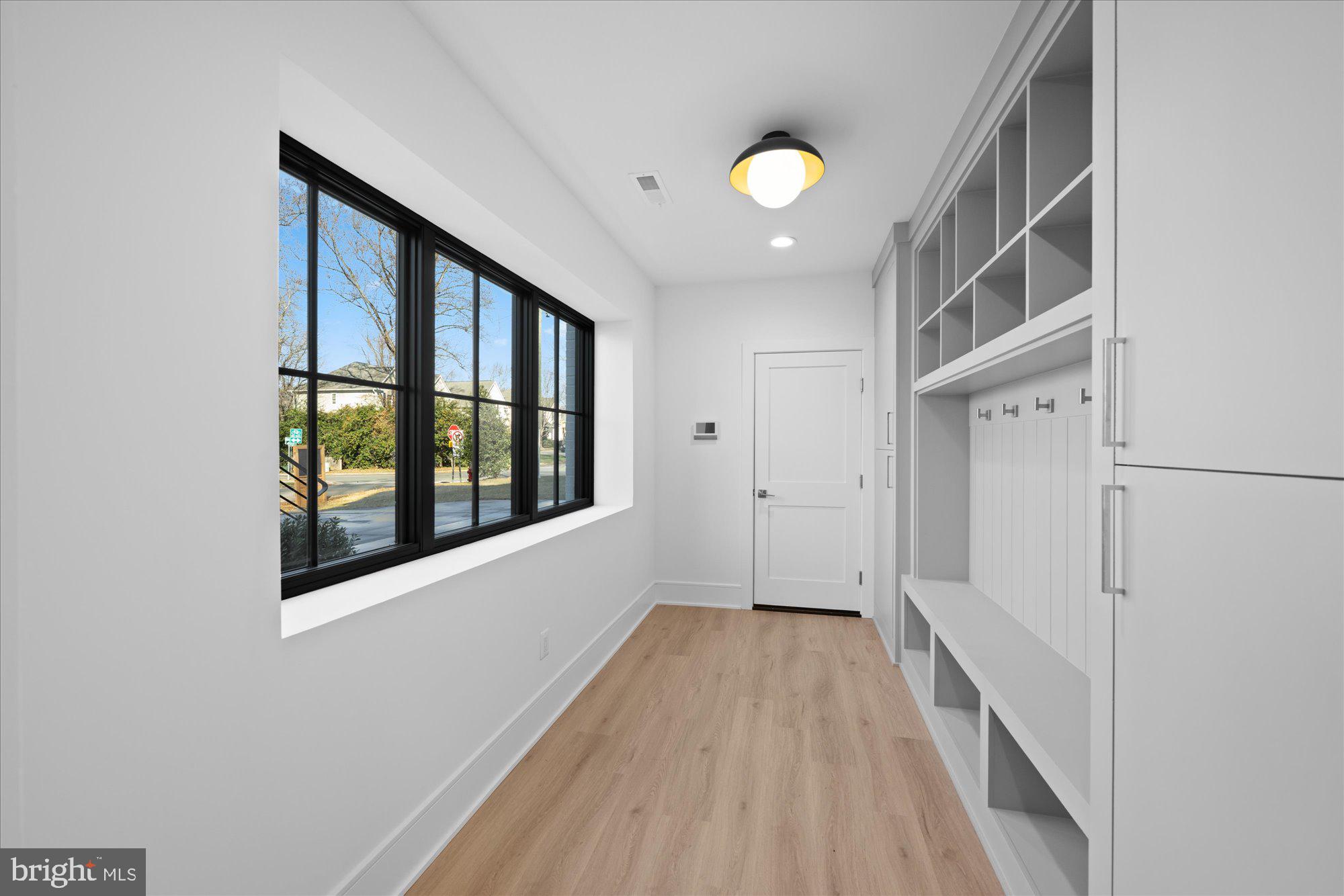 MURMURING PINES - Residential