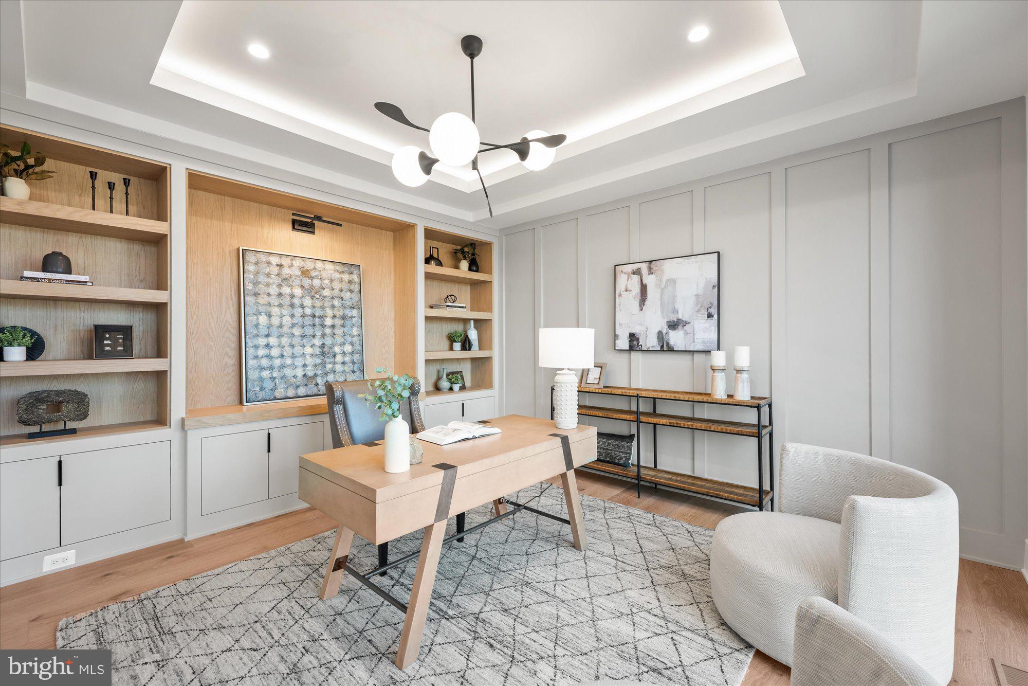 MURMURING PINES - Residential