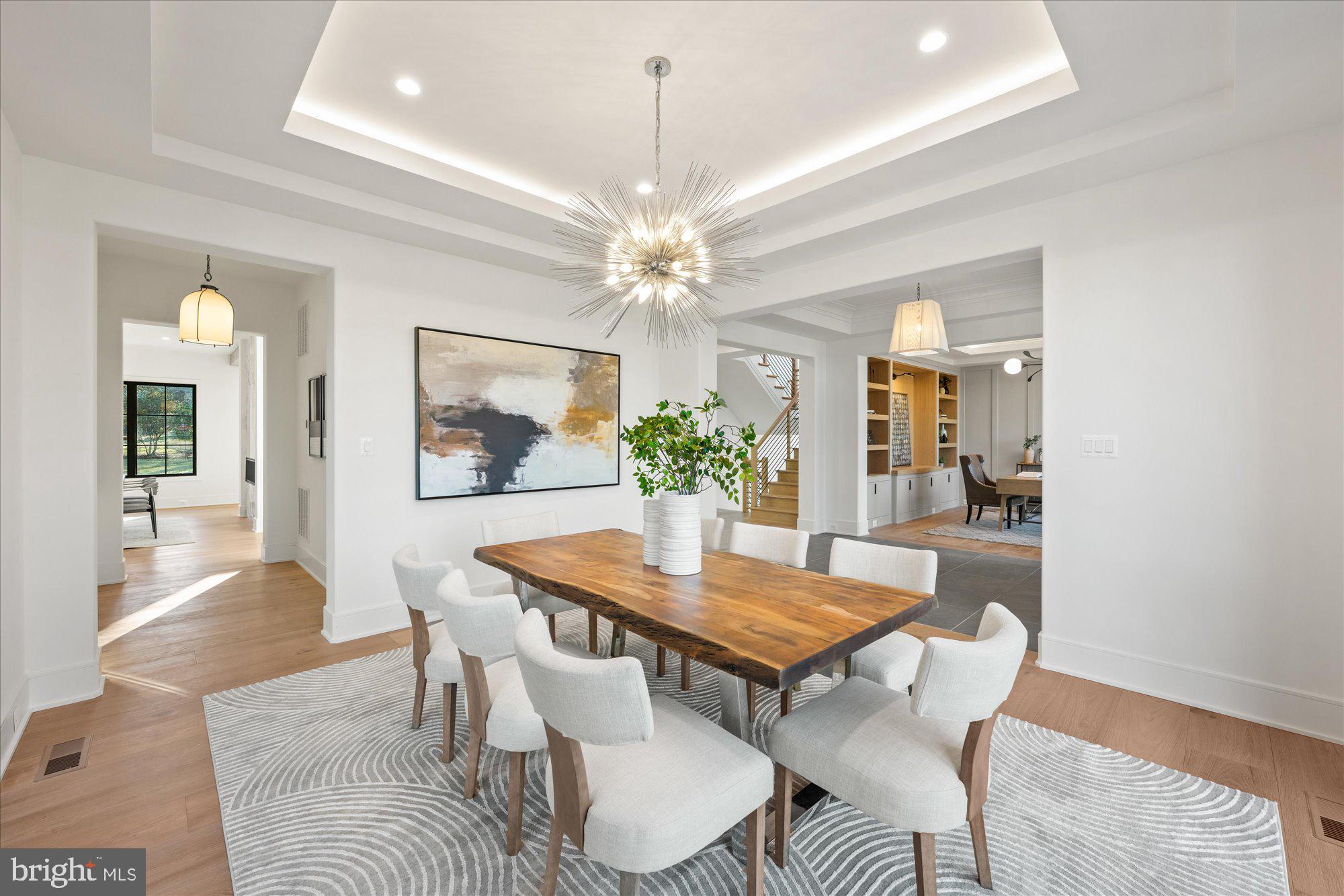 MURMURING PINES - Residential