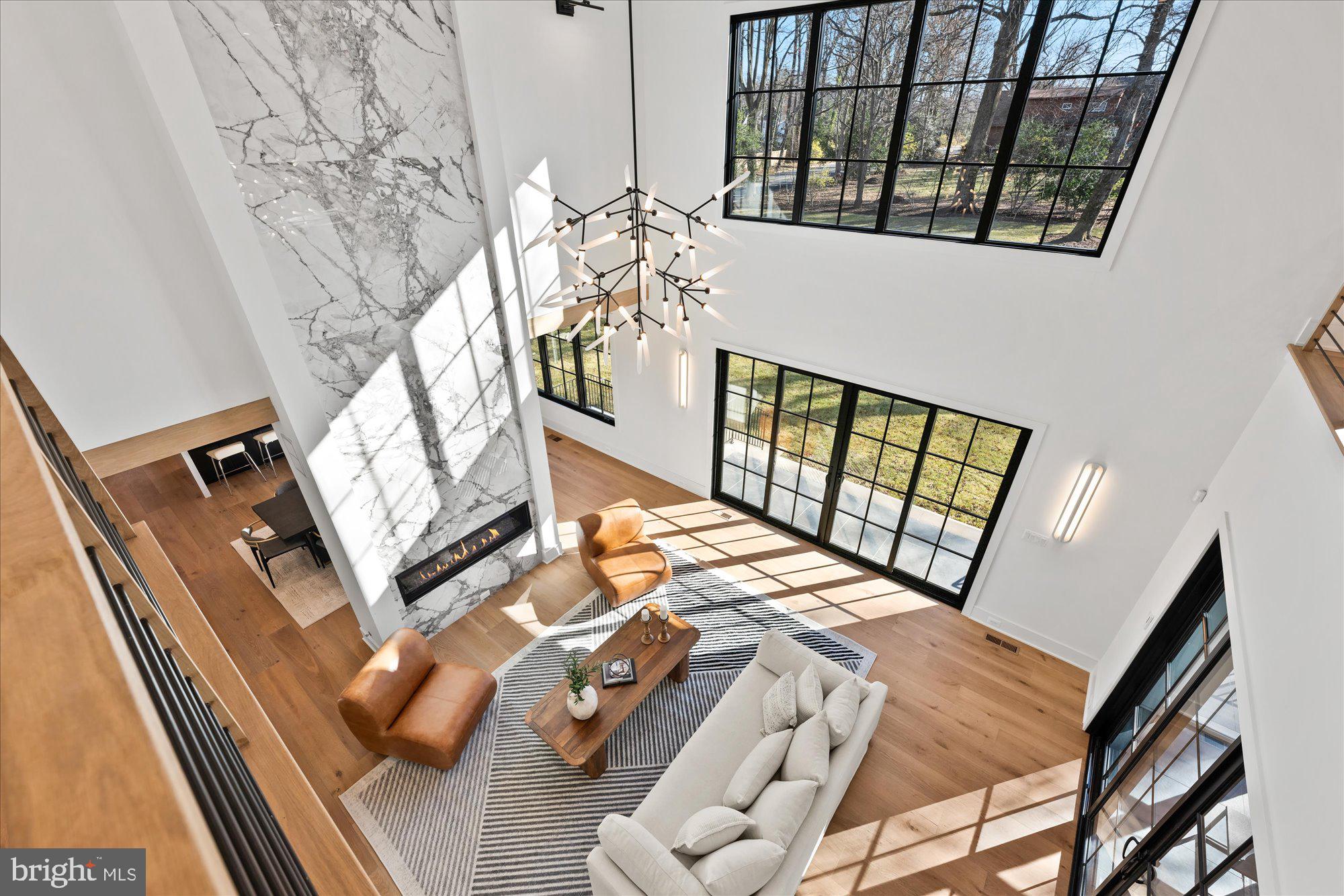 MURMURING PINES - Residential