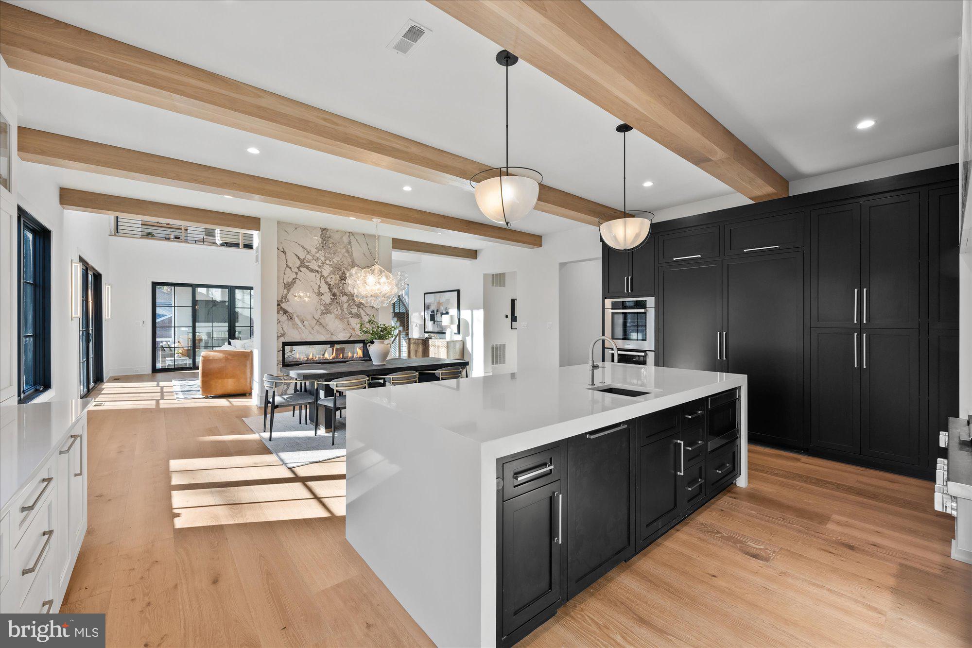 MURMURING PINES - Residential