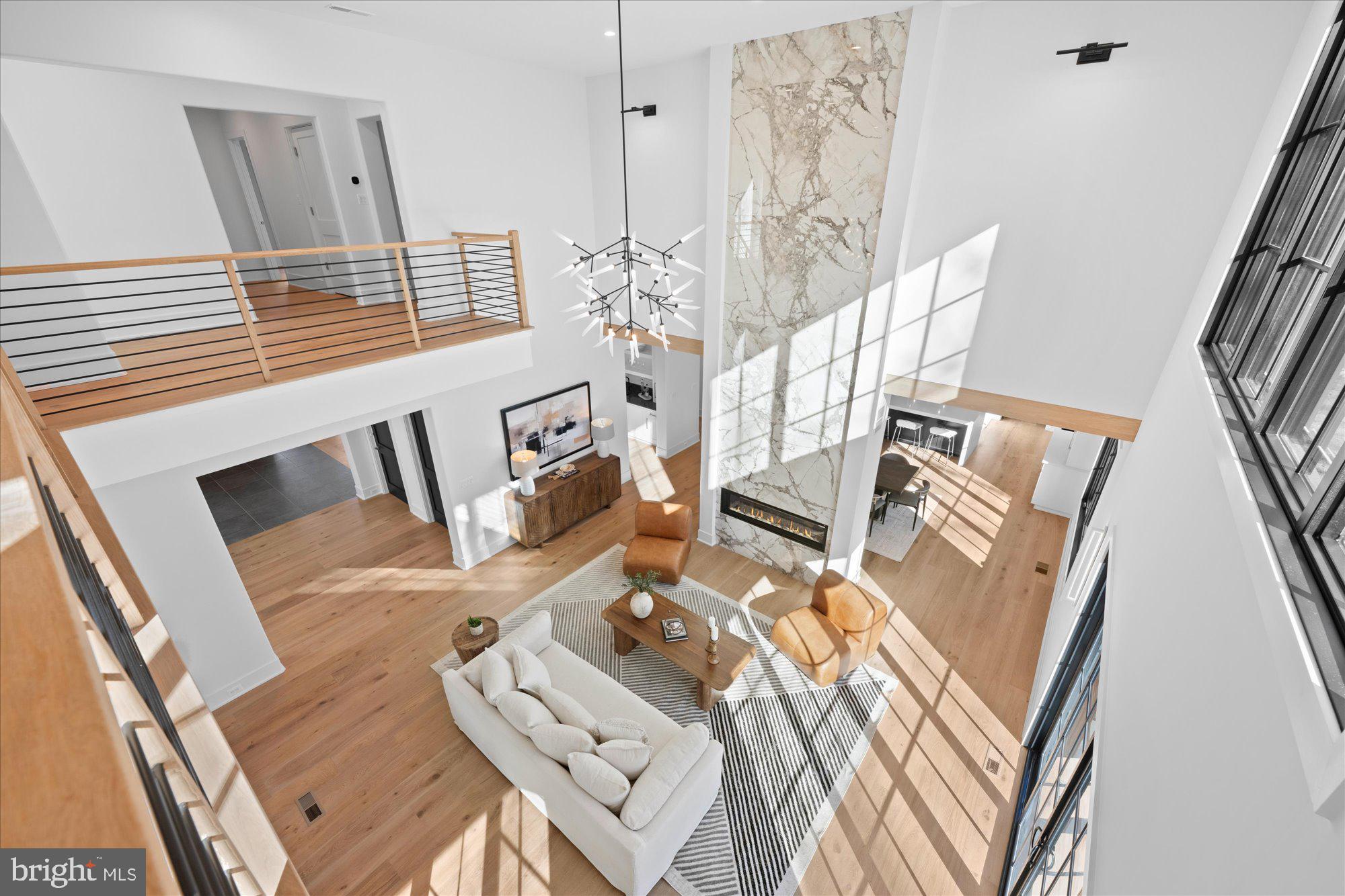 MURMURING PINES - Residential