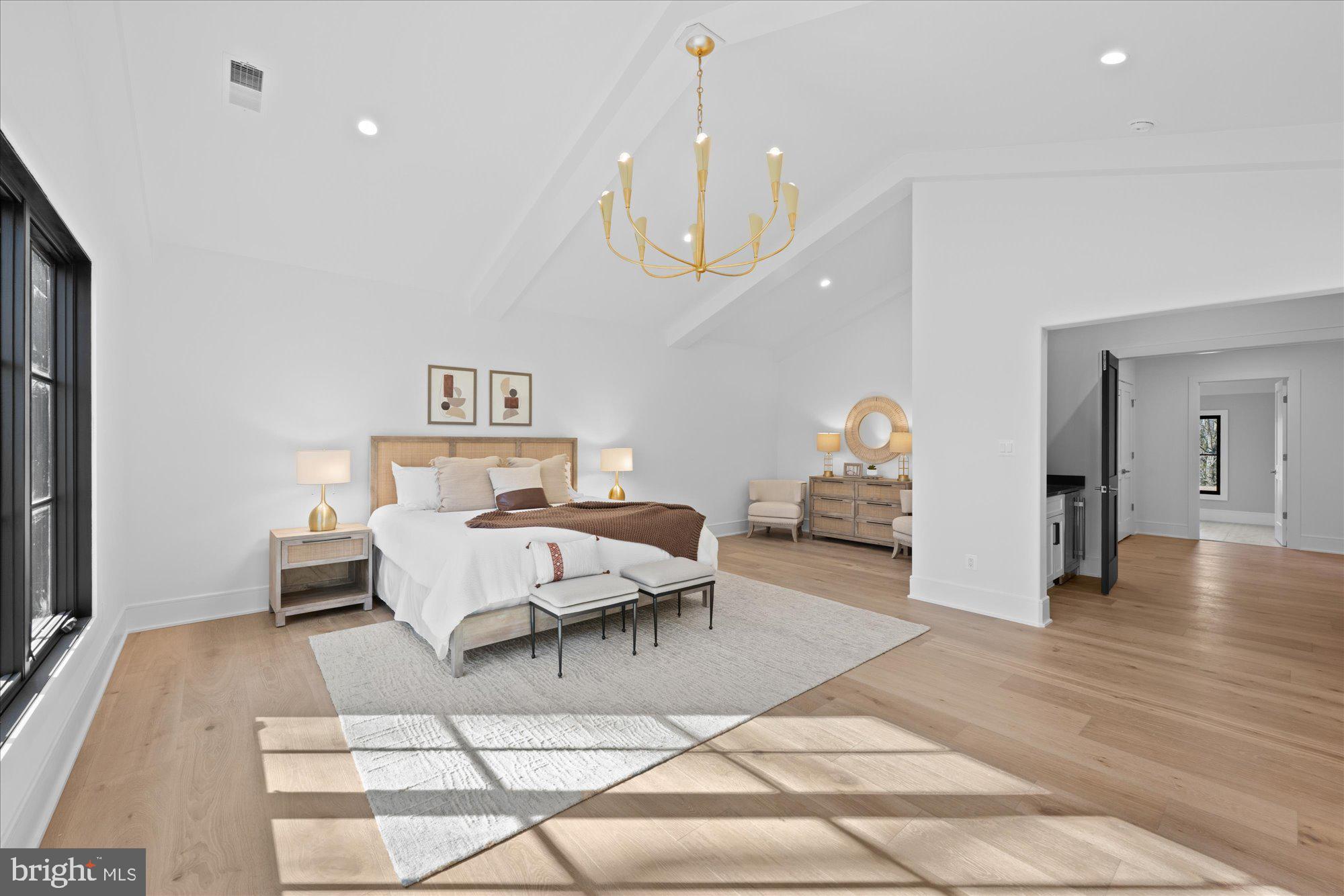 MURMURING PINES - Residential