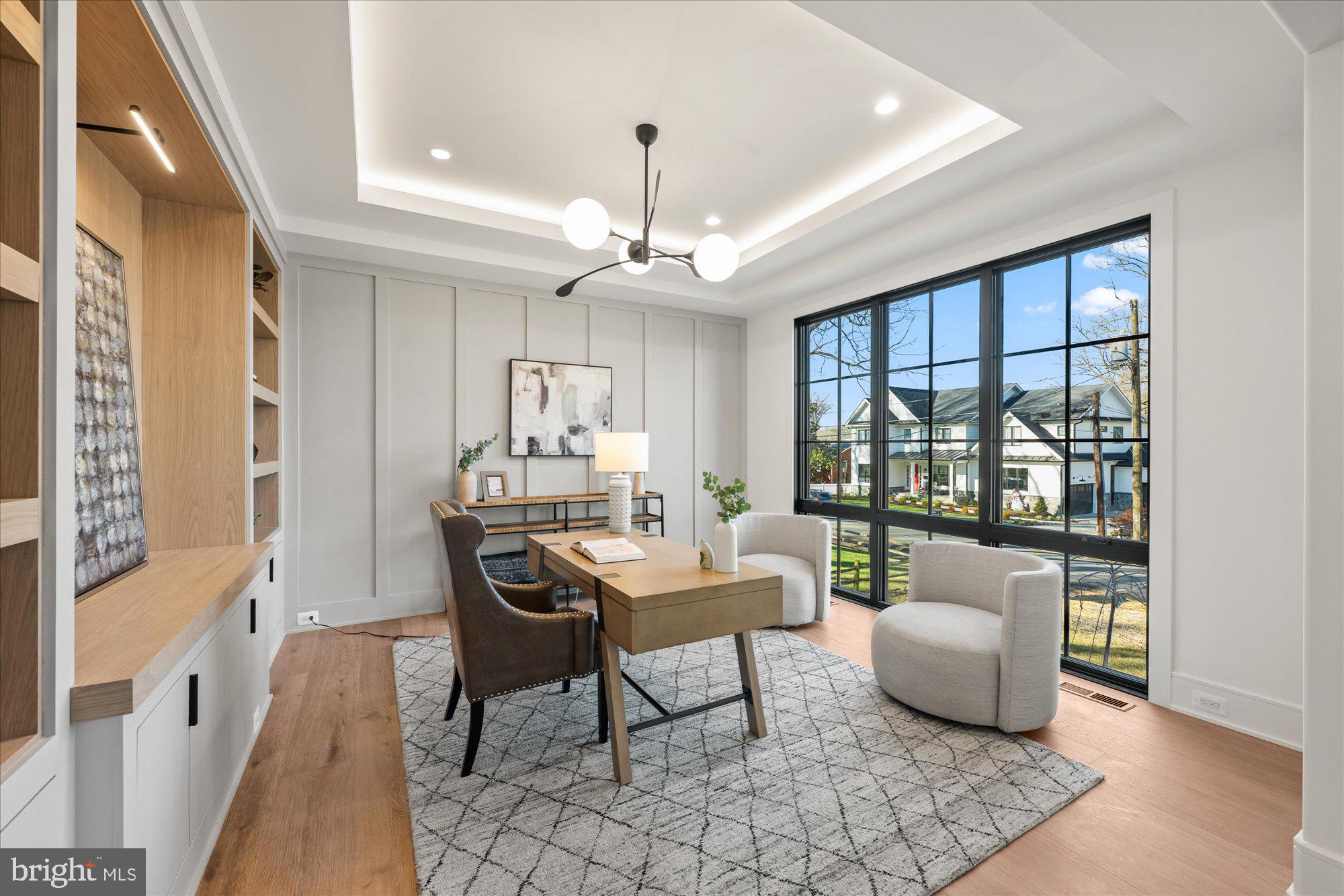 MURMURING PINES - Residential