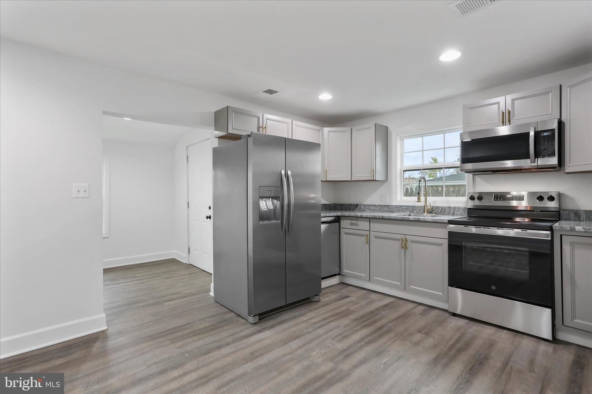 MARTINSBURG CITY - Residential