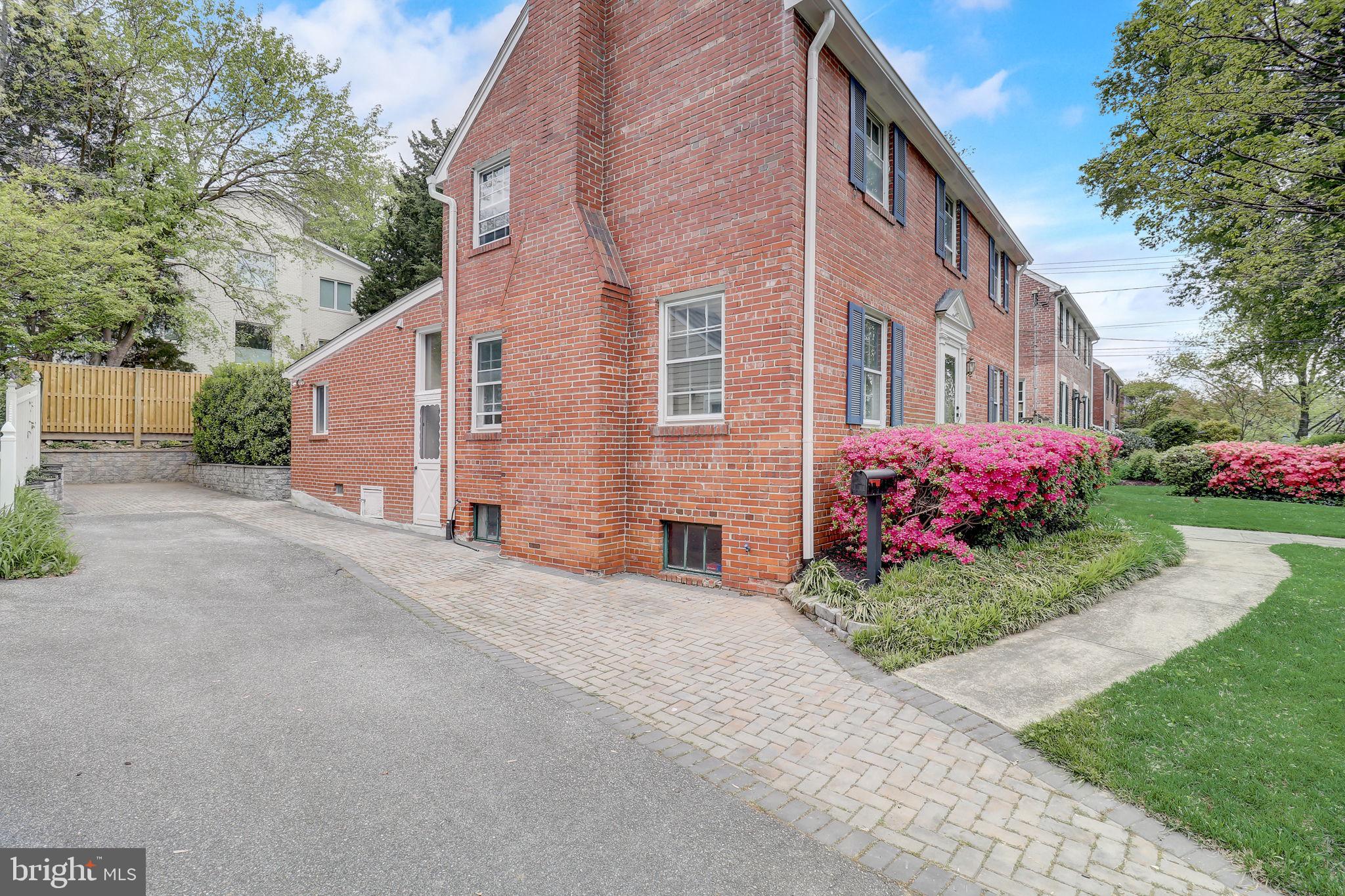 WESTBORO - Residential