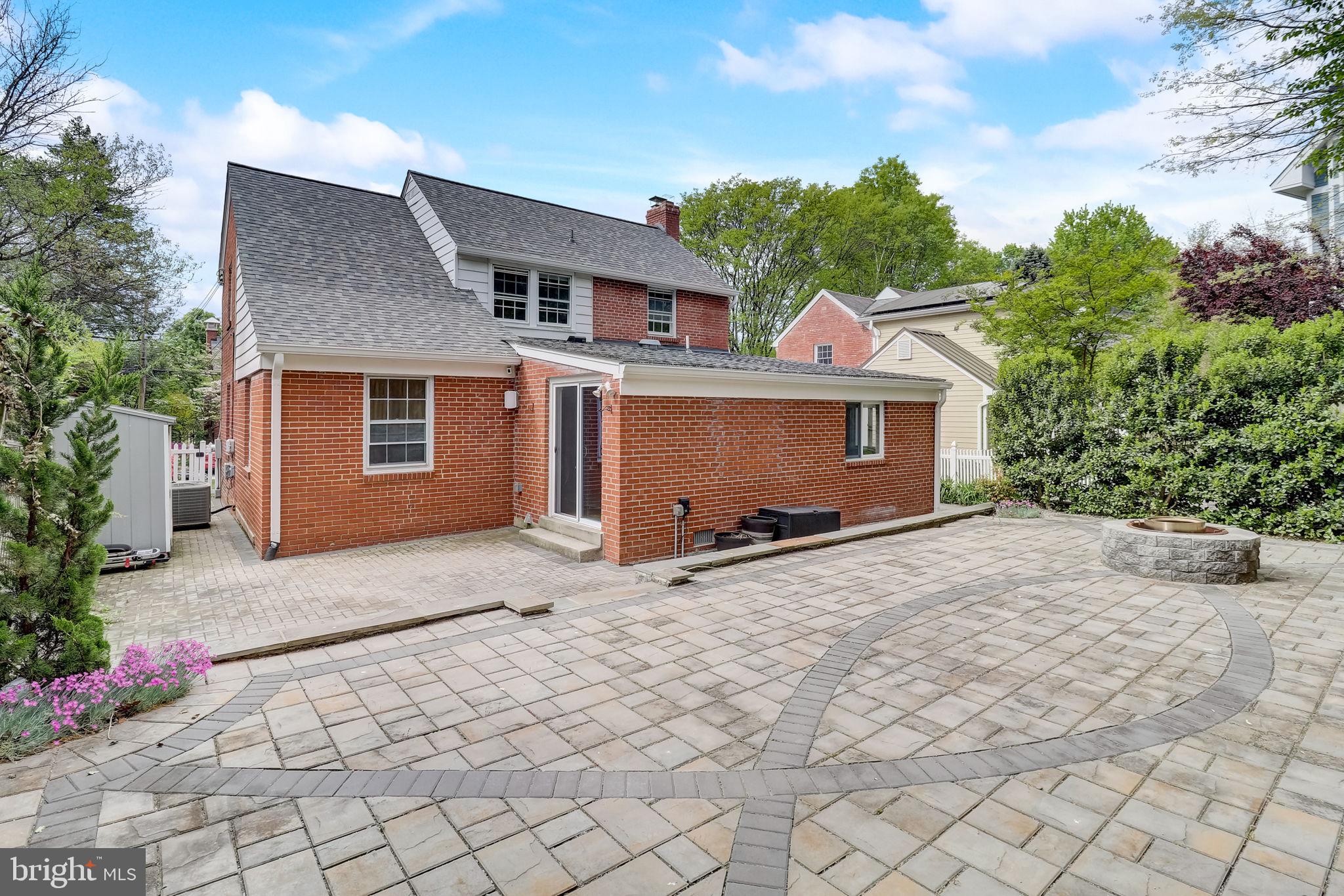 WESTBORO - Residential