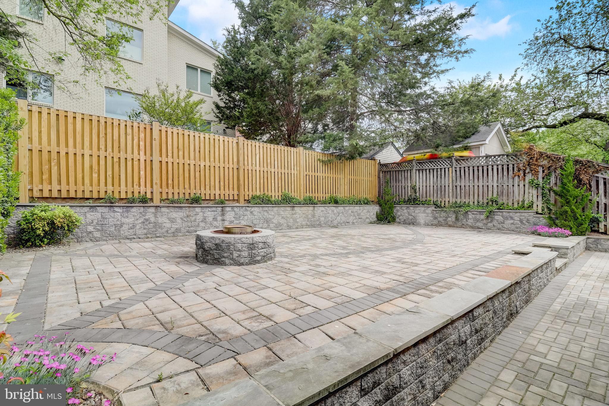 WESTBORO - Residential