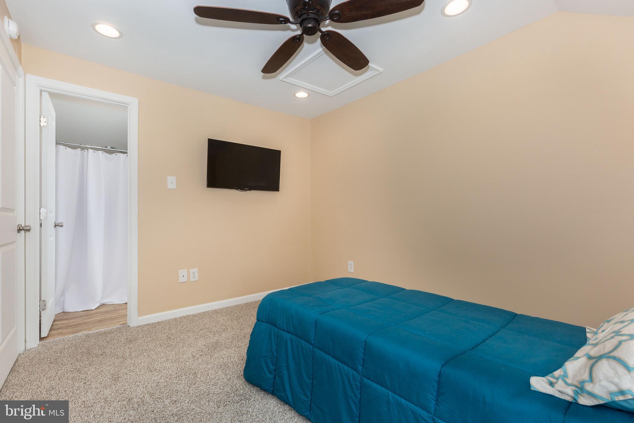 DEEP VALLEY - Residential