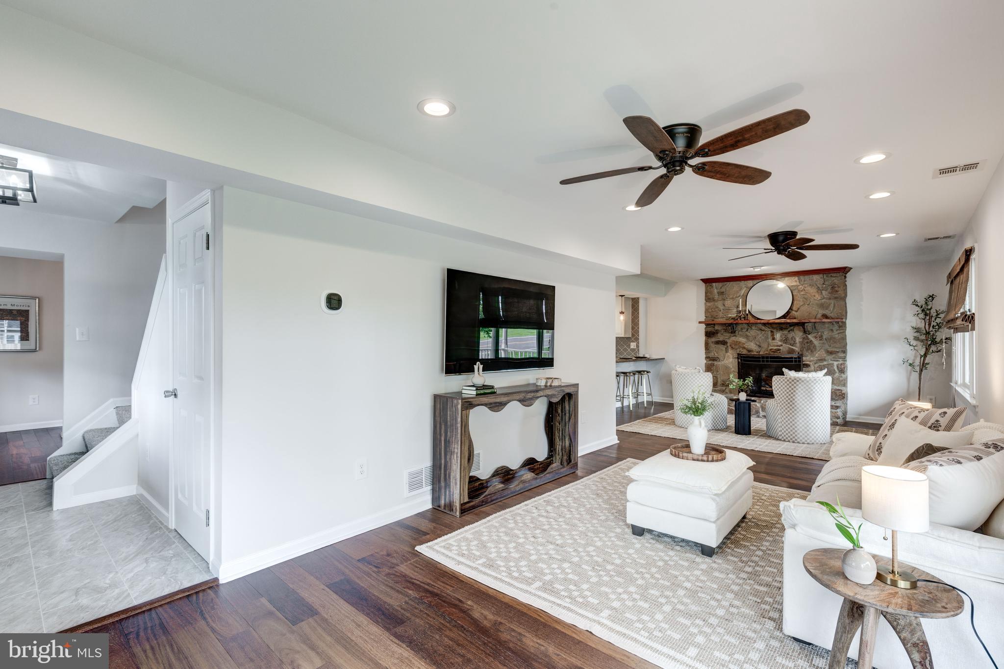 DEEP VALLEY - Residential