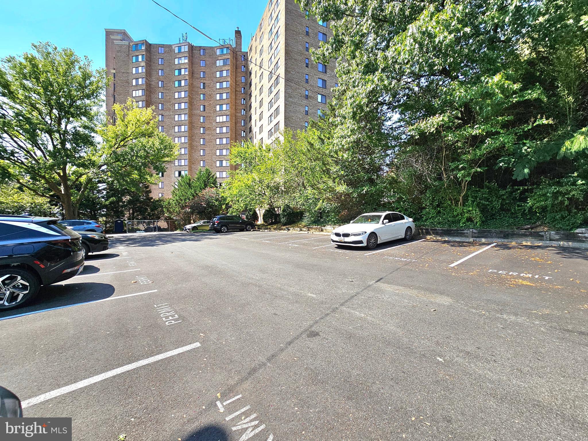 SEMINARY WALK - Residential Lease