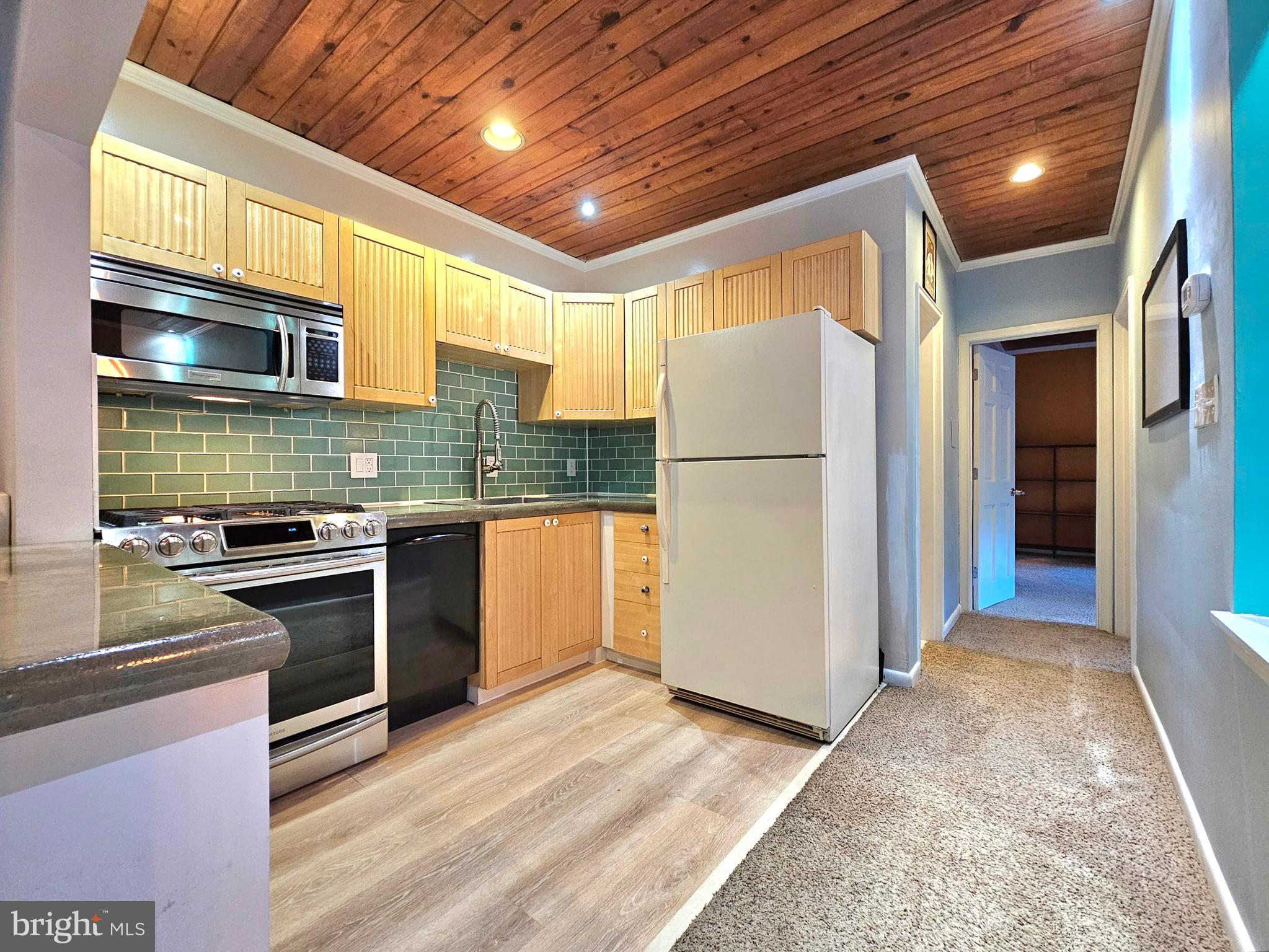 SEMINARY WALK - Residential Lease