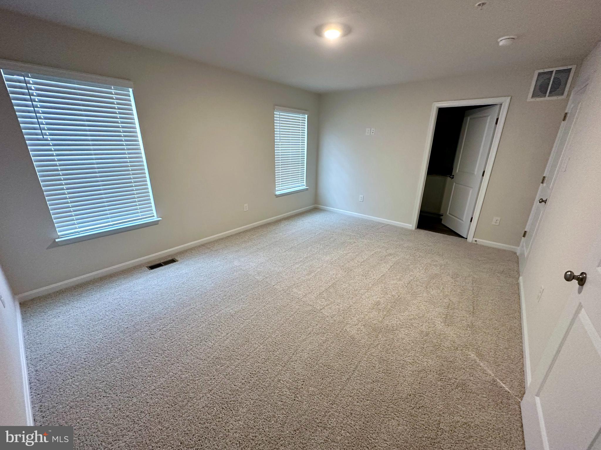 TUSCARORA CREEK - Residential Lease