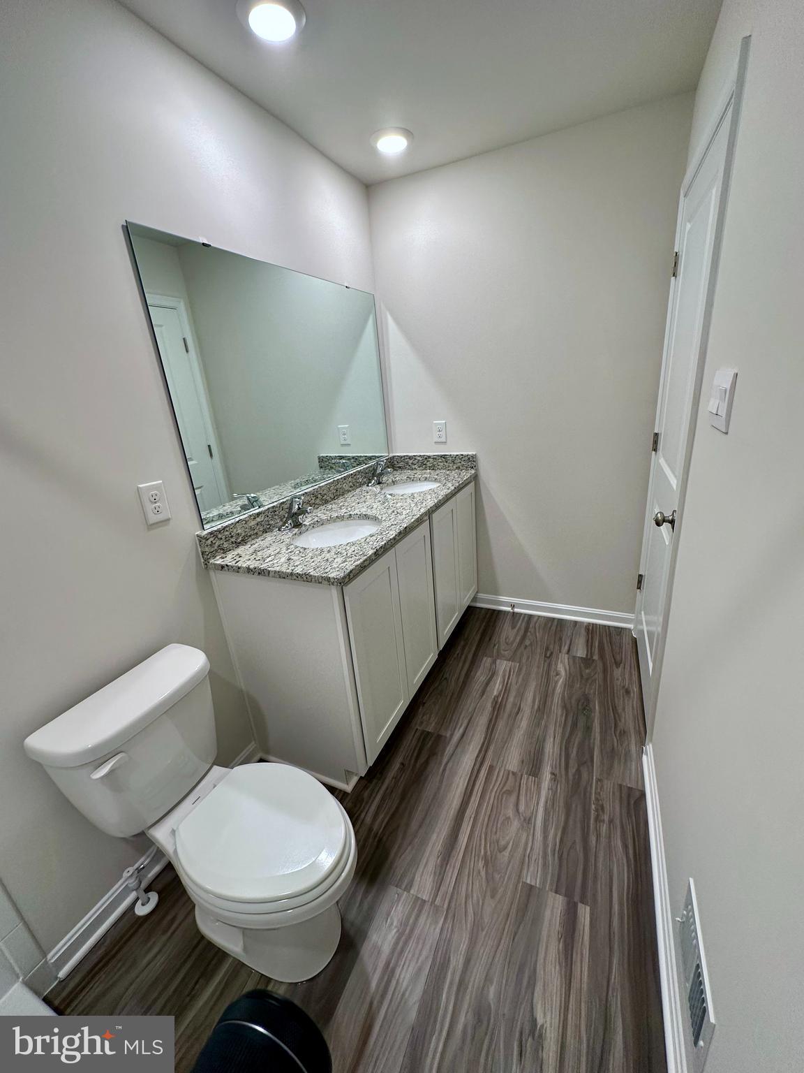 TUSCARORA CREEK - Residential Lease