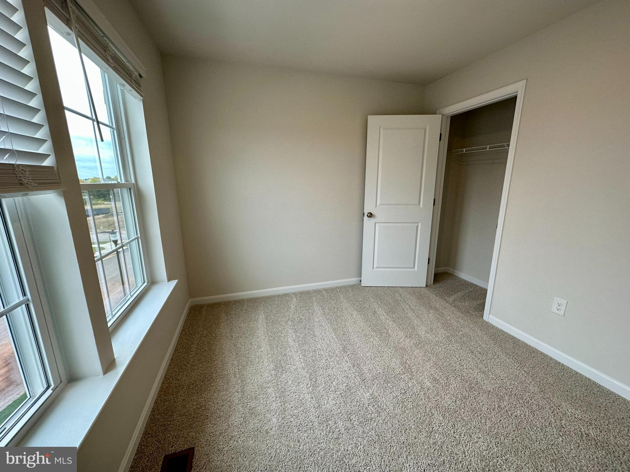 TUSCARORA CREEK - Residential Lease